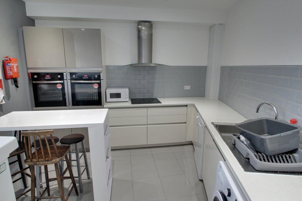 GROUND FLOOR ONE BEDROOM FLAT IN LEICESTER RoomsLocal image