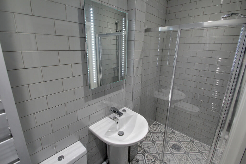 GROUND FLOOR ONE BEDROOM FLAT IN LEICESTER RoomsLocal image