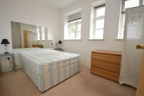 FULLY FURNISHED BEDROOM FLAT IN SUNDERLAND RoomsLocal image