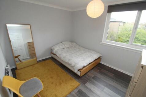 WELL PRESENTED FURNISHED BEDROOM FLAT IN SALISBURY RoomsLocal image