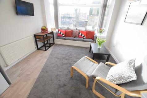 WELL PRESENTED FURNISHED BEDROOM FLAT IN LINCOLN RoomsLocal image