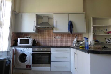 WELL PRESENTED FURNISHED BEDROOM FLAT IN COLCHESTER RoomsLocal image