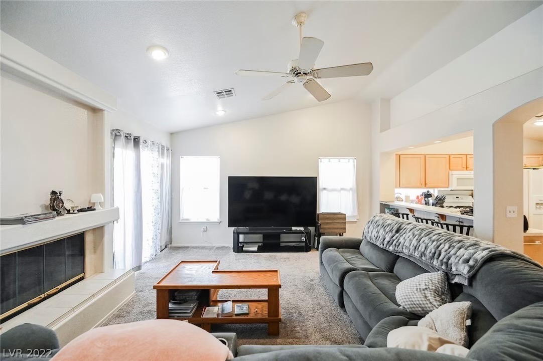  RoomsLocal image