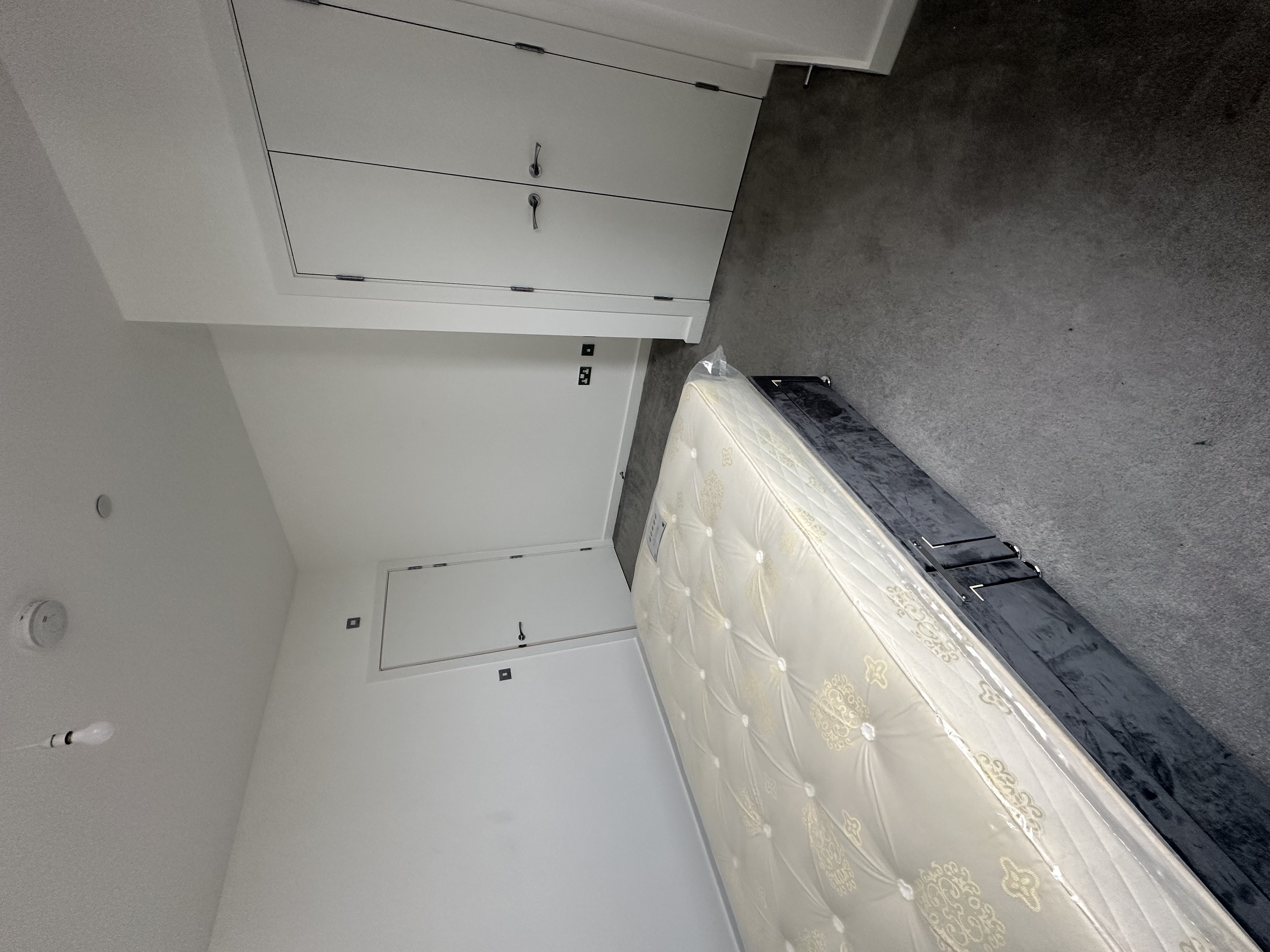  RoomsLocal image