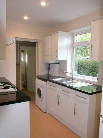 3/4 Bed Semi-detached house to rent - Englishcombe Lane, Bath RoomsLocal image