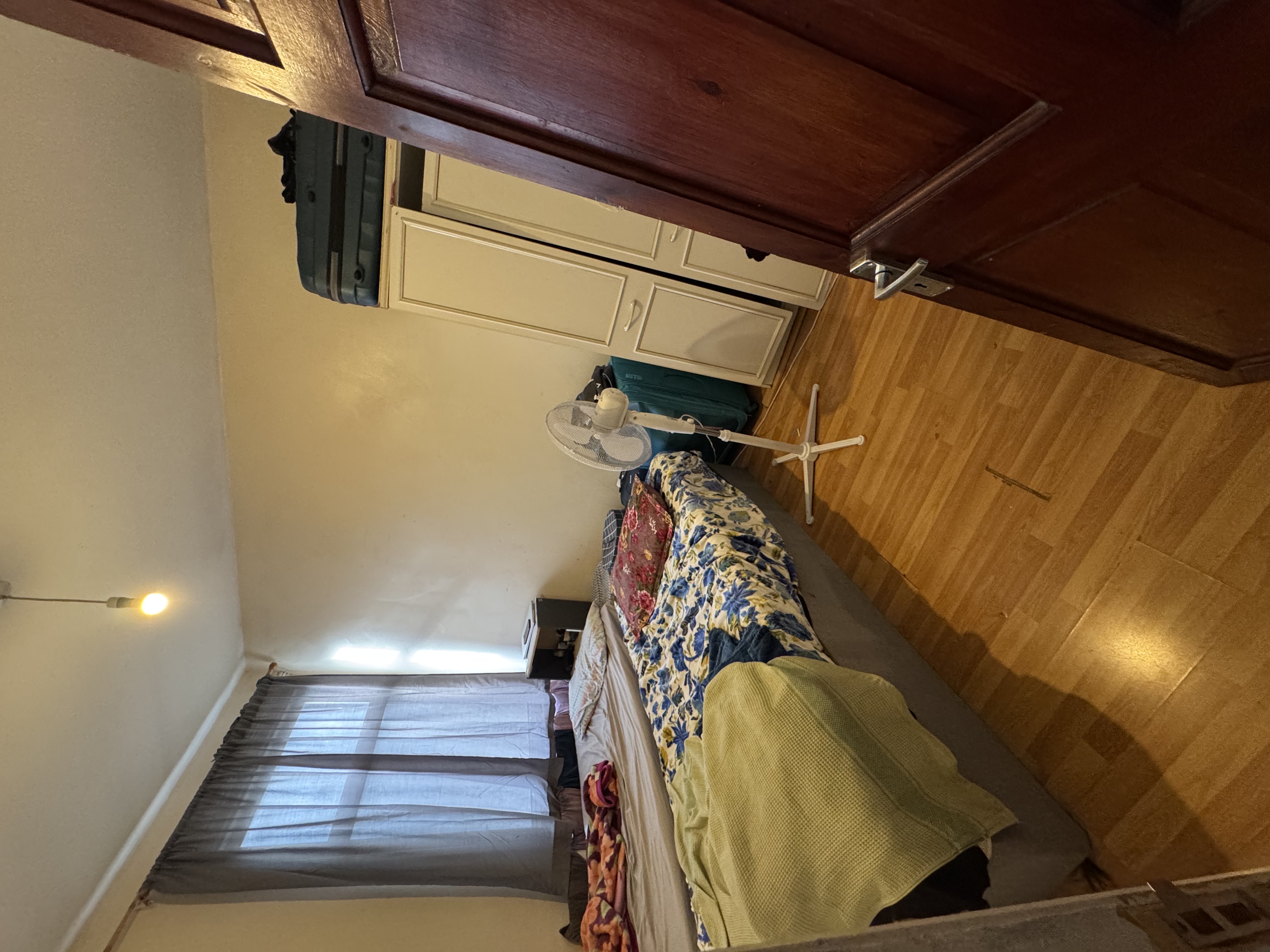  RoomsLocal image