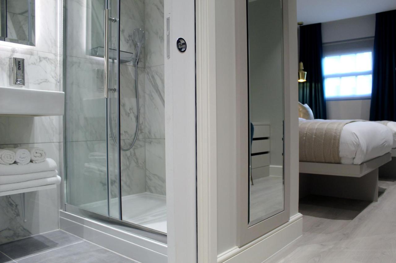 NOX Waterloo RoomsLocal image