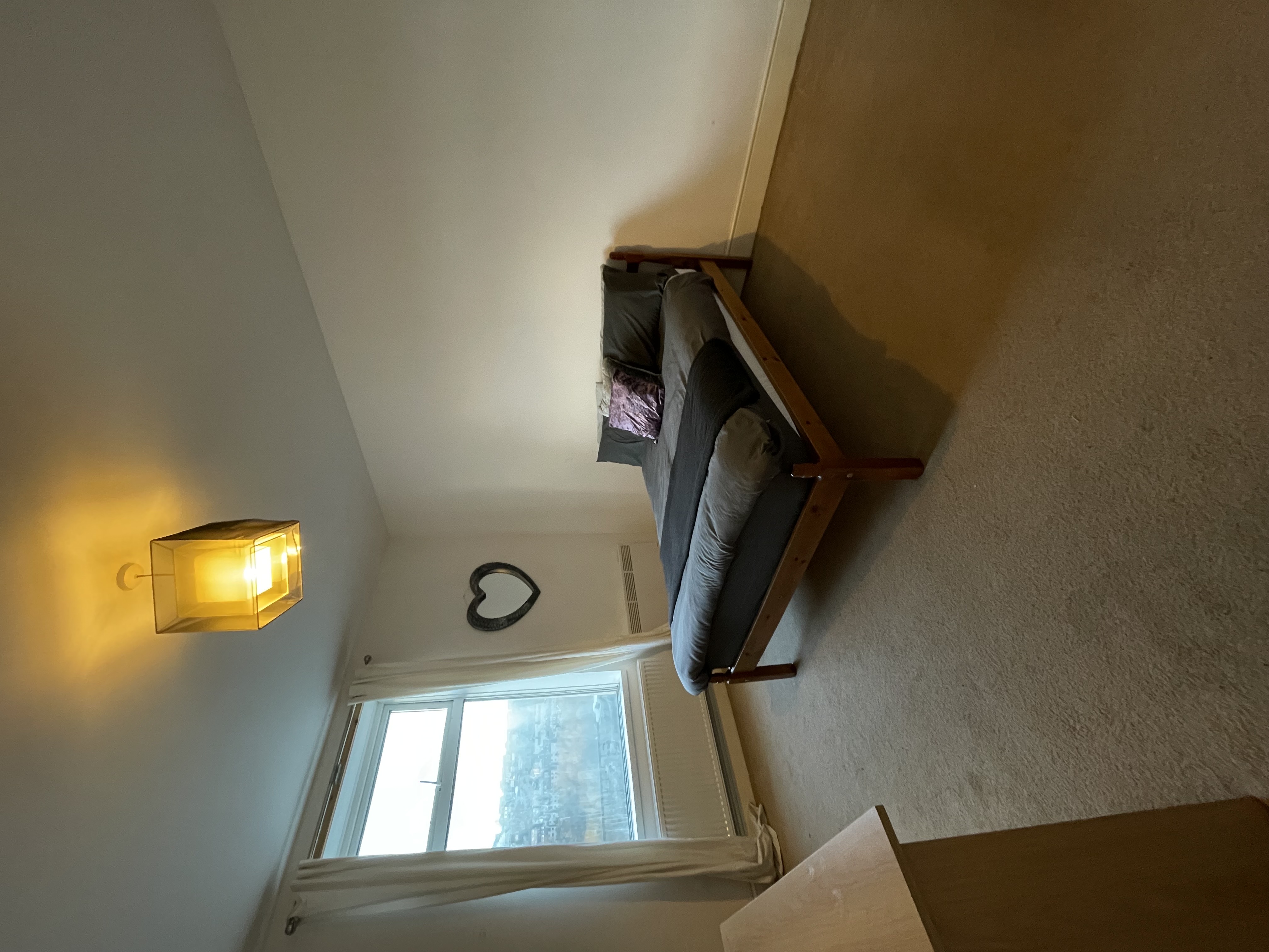1 room in Huddersfield, HD75QY RoomsLocal image