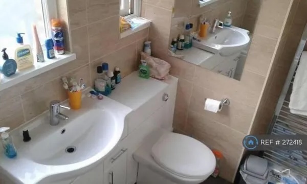  RoomsLocal image
