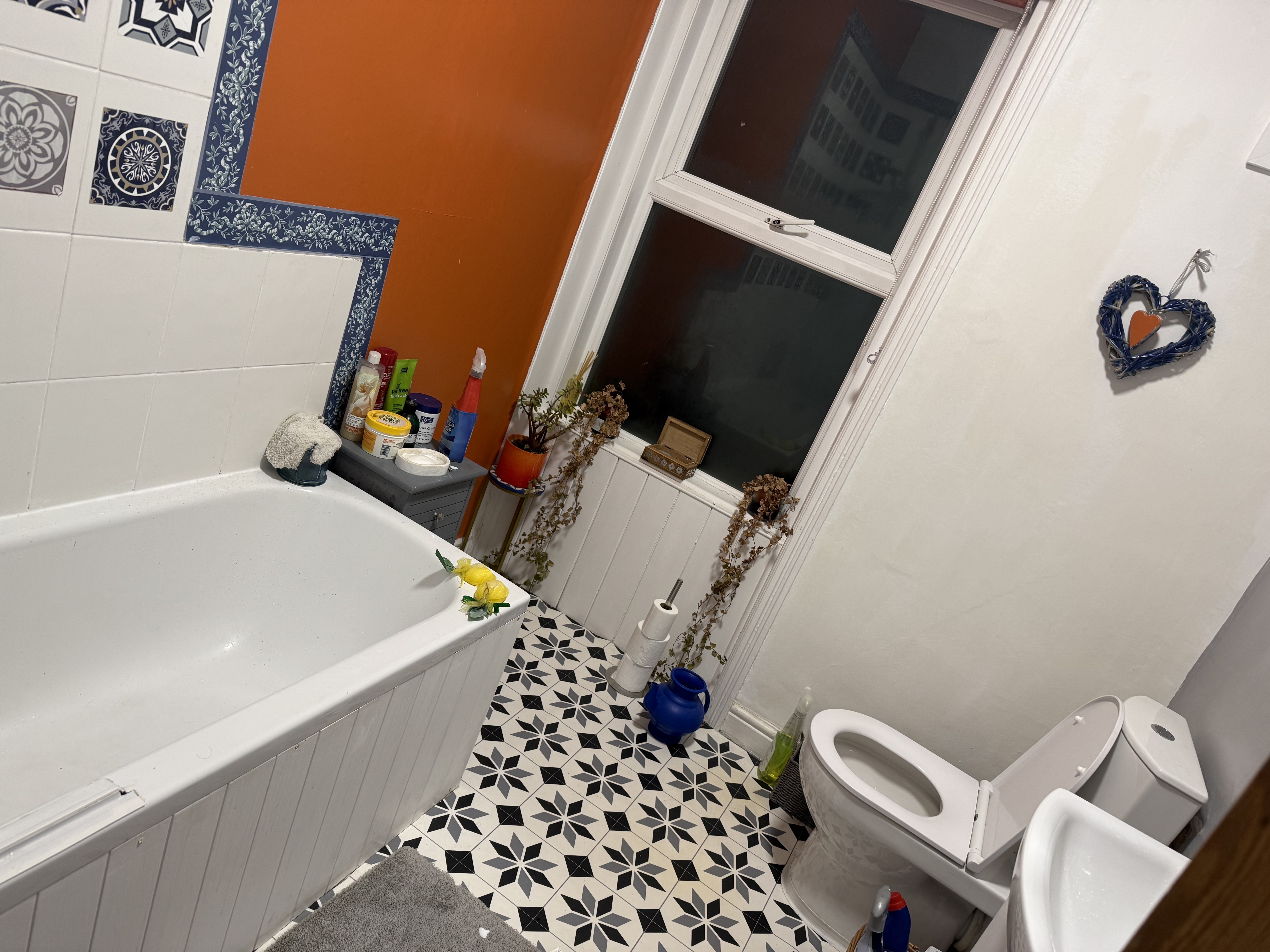 RoomsLocal image