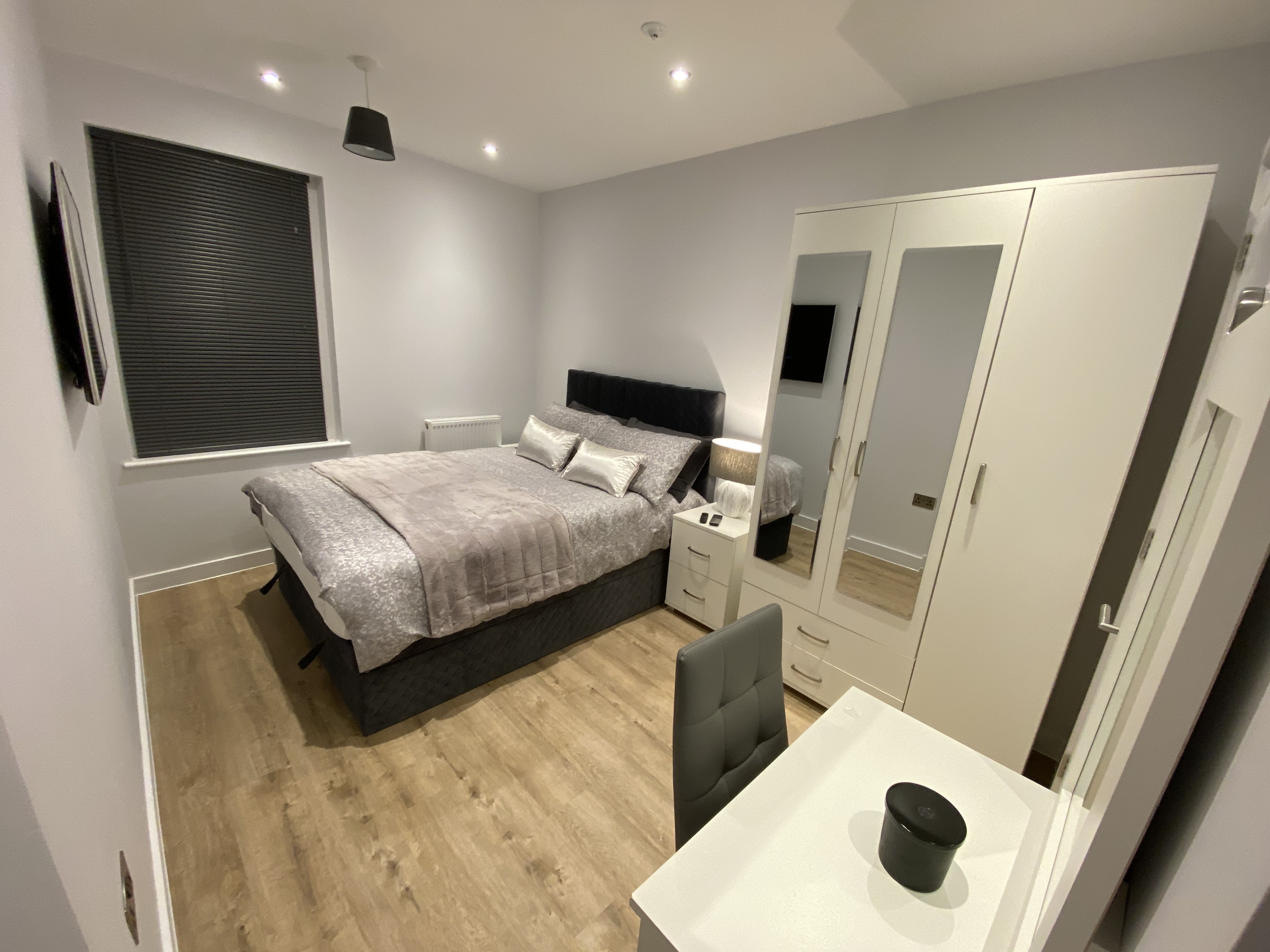  RoomsLocal image