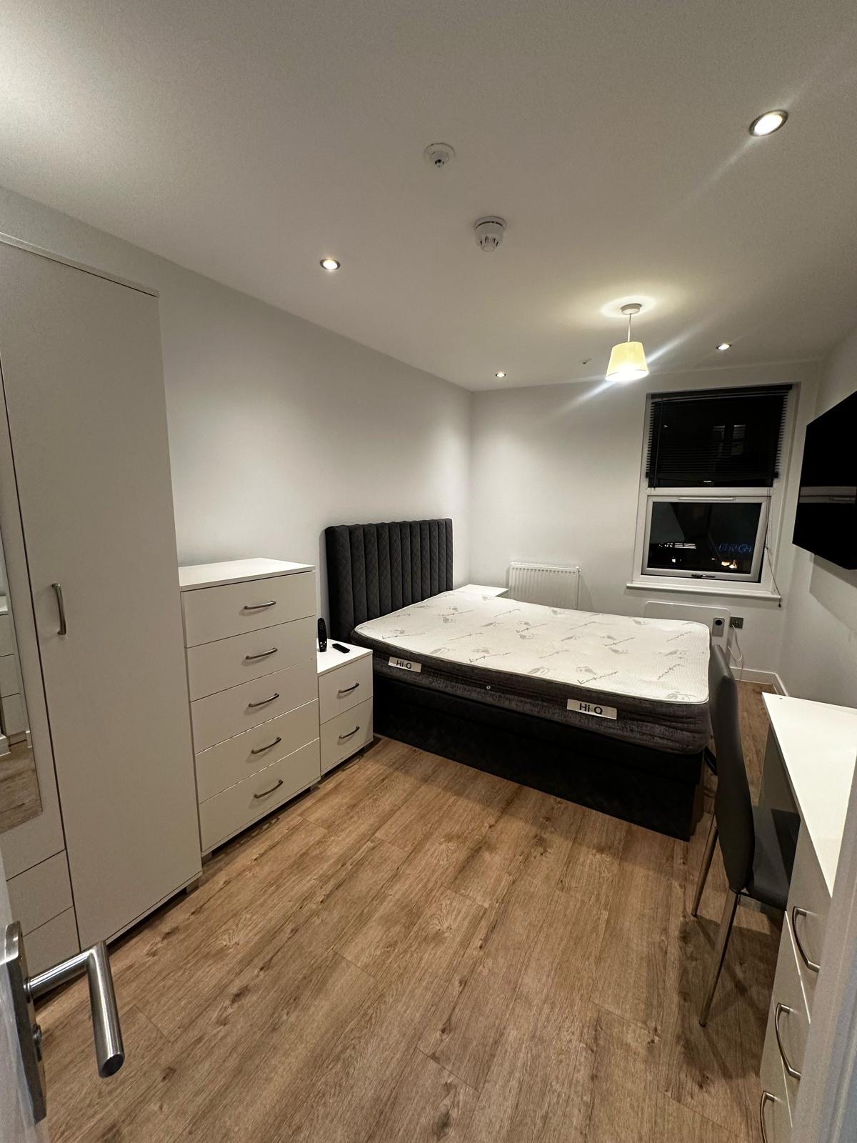  RoomsLocal image