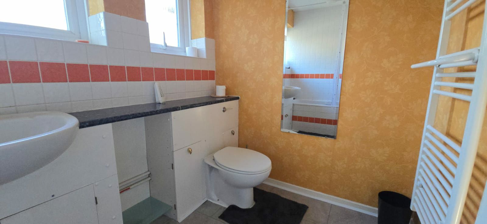  RoomsLocal image