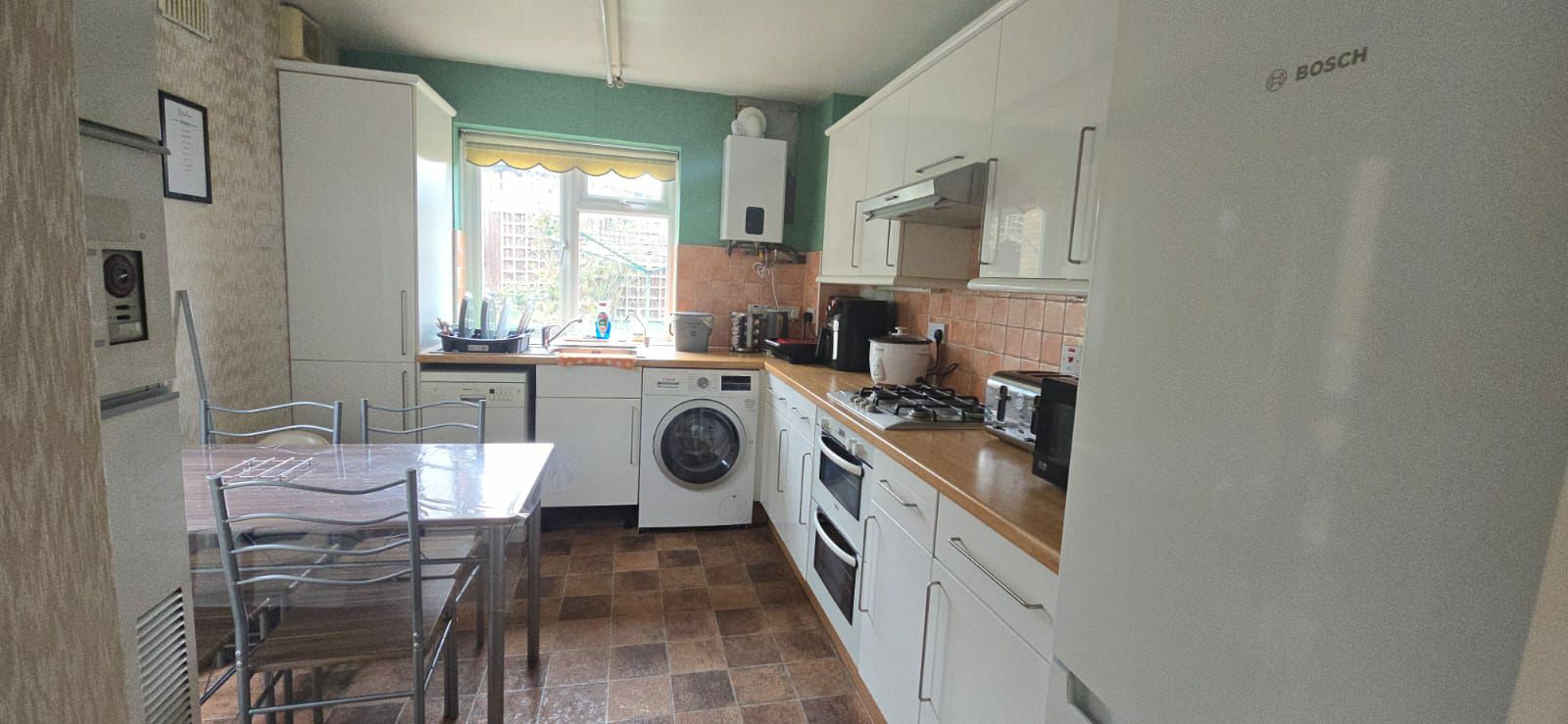  RoomsLocal image