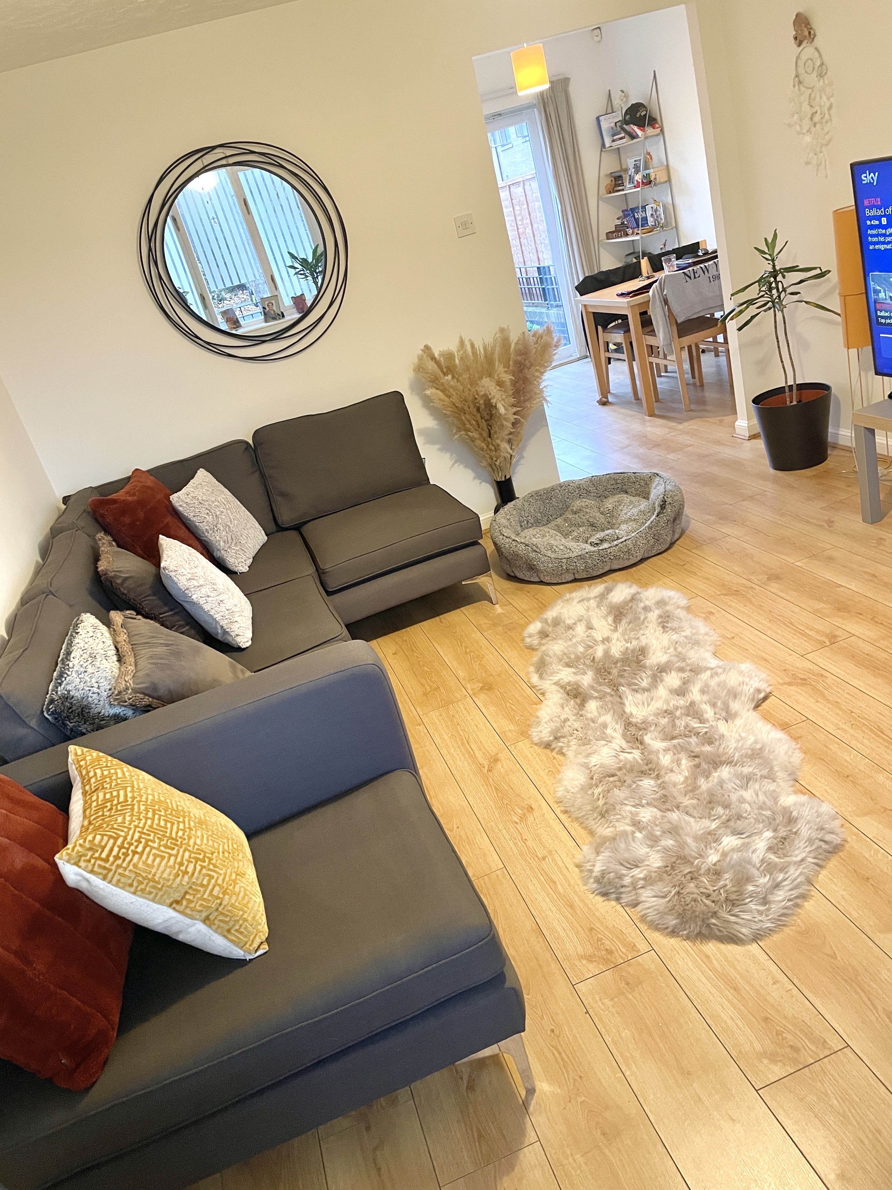  RoomsLocal image