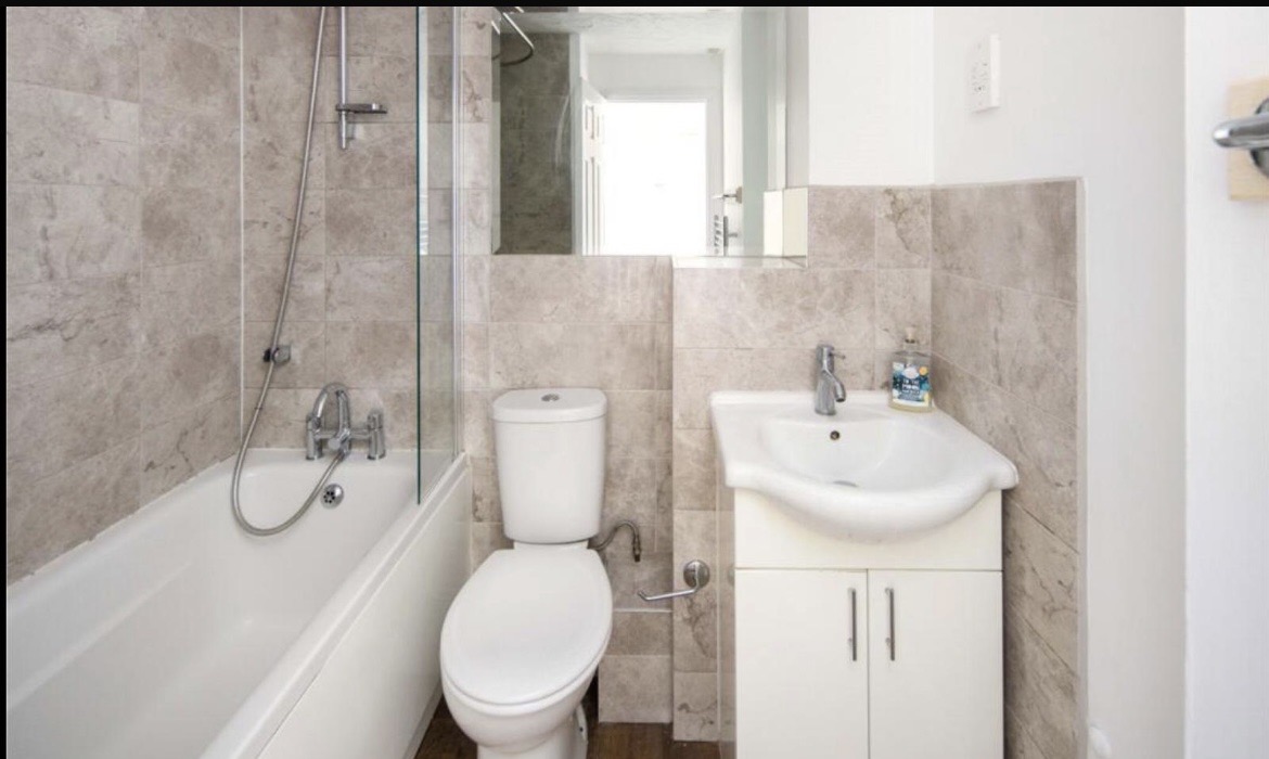  RoomsLocal image