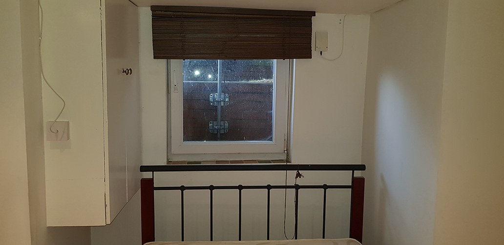 Double room close to Leeds town centre! image