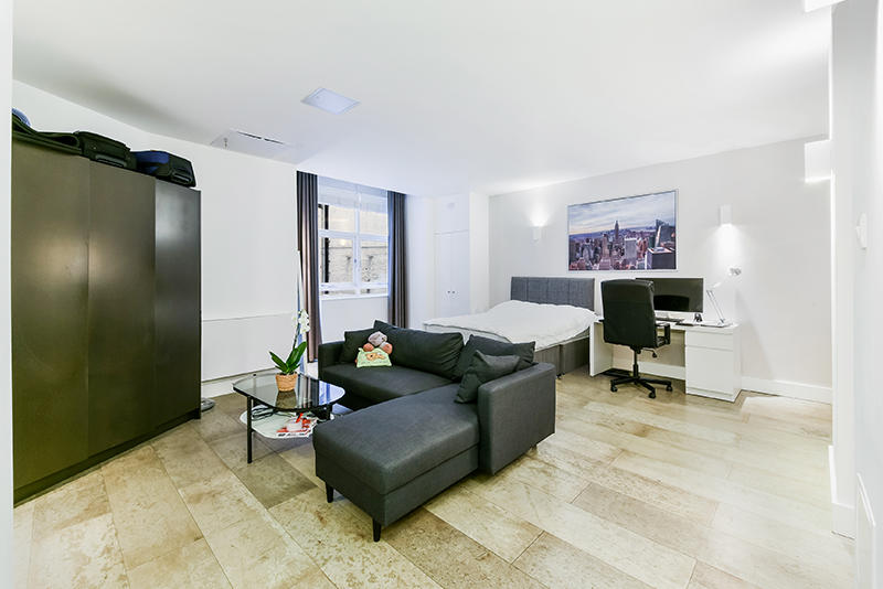 1 room in london, WC1E 6JW
