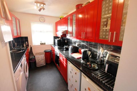 COMFORTABLE ONE BEDROOM FLAT IN BRISTOL RoomsLocal image