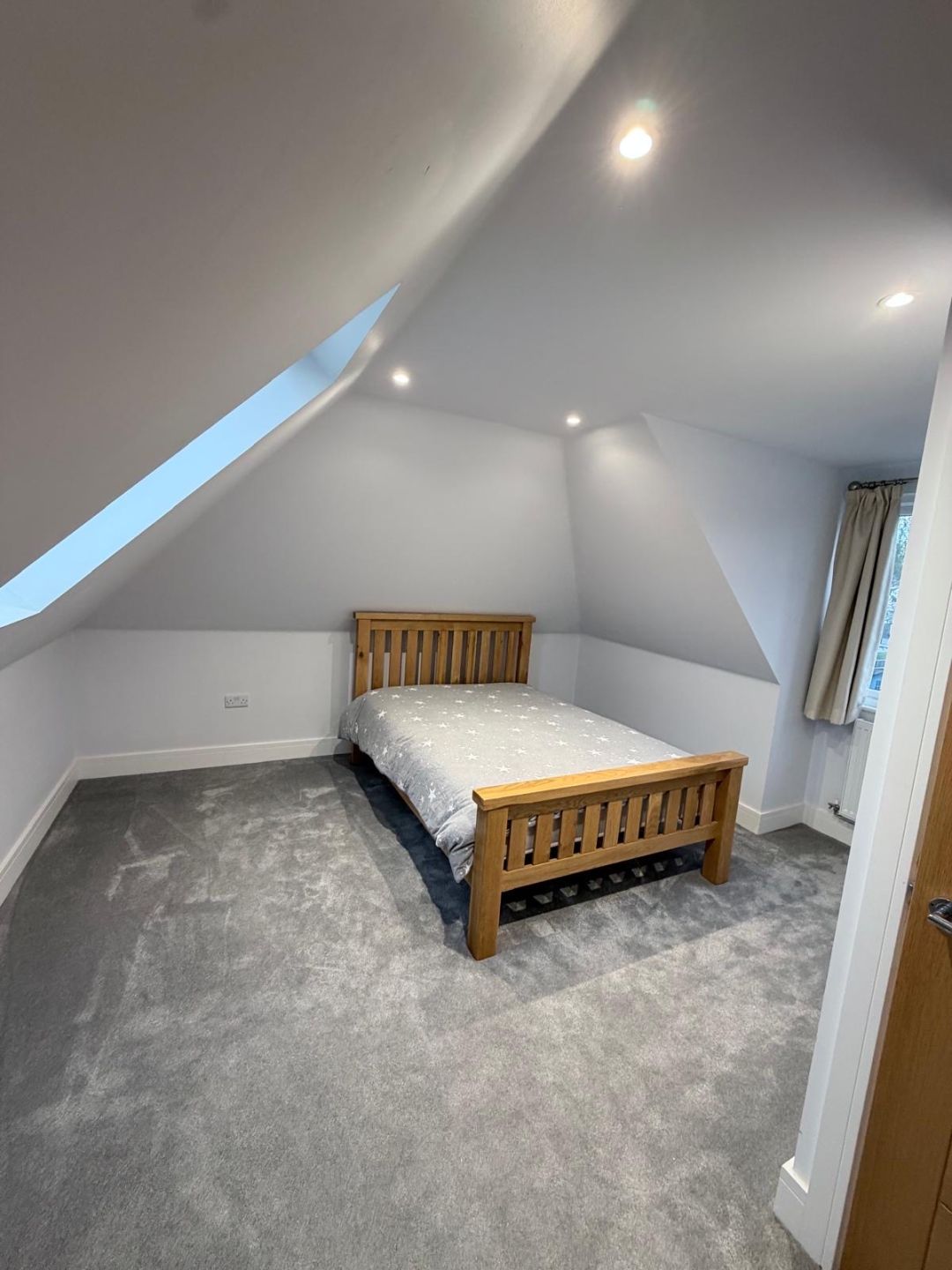 1 room in Bromley, BR27NQ RoomsLocal image