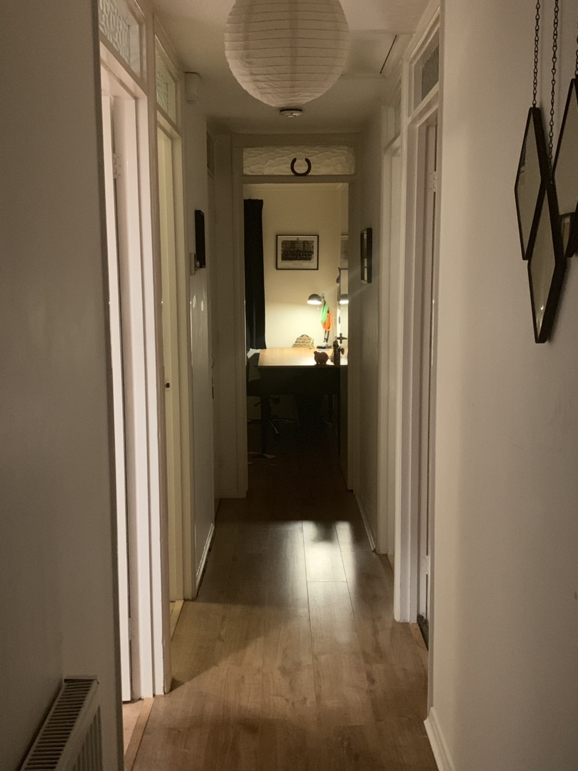 Spacious Single Room In Cosy Cottage RoomsLocal image