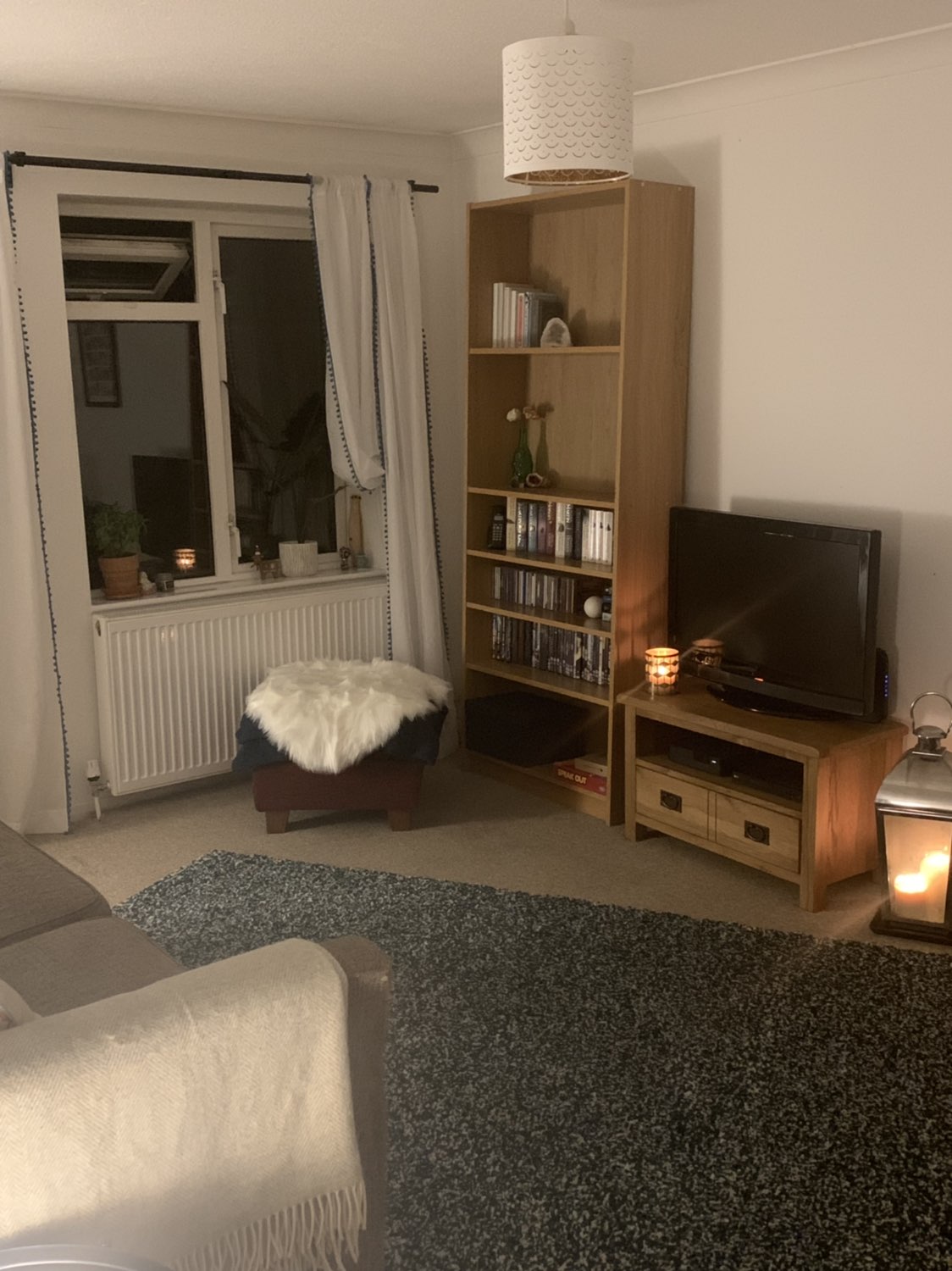 Spacious Single Room In Cosy Cottage RoomsLocal image