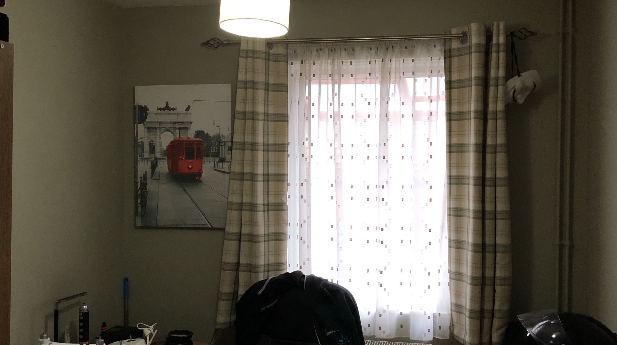1 Double Bedroom Semi Furnished Northampton RoomsLocal image