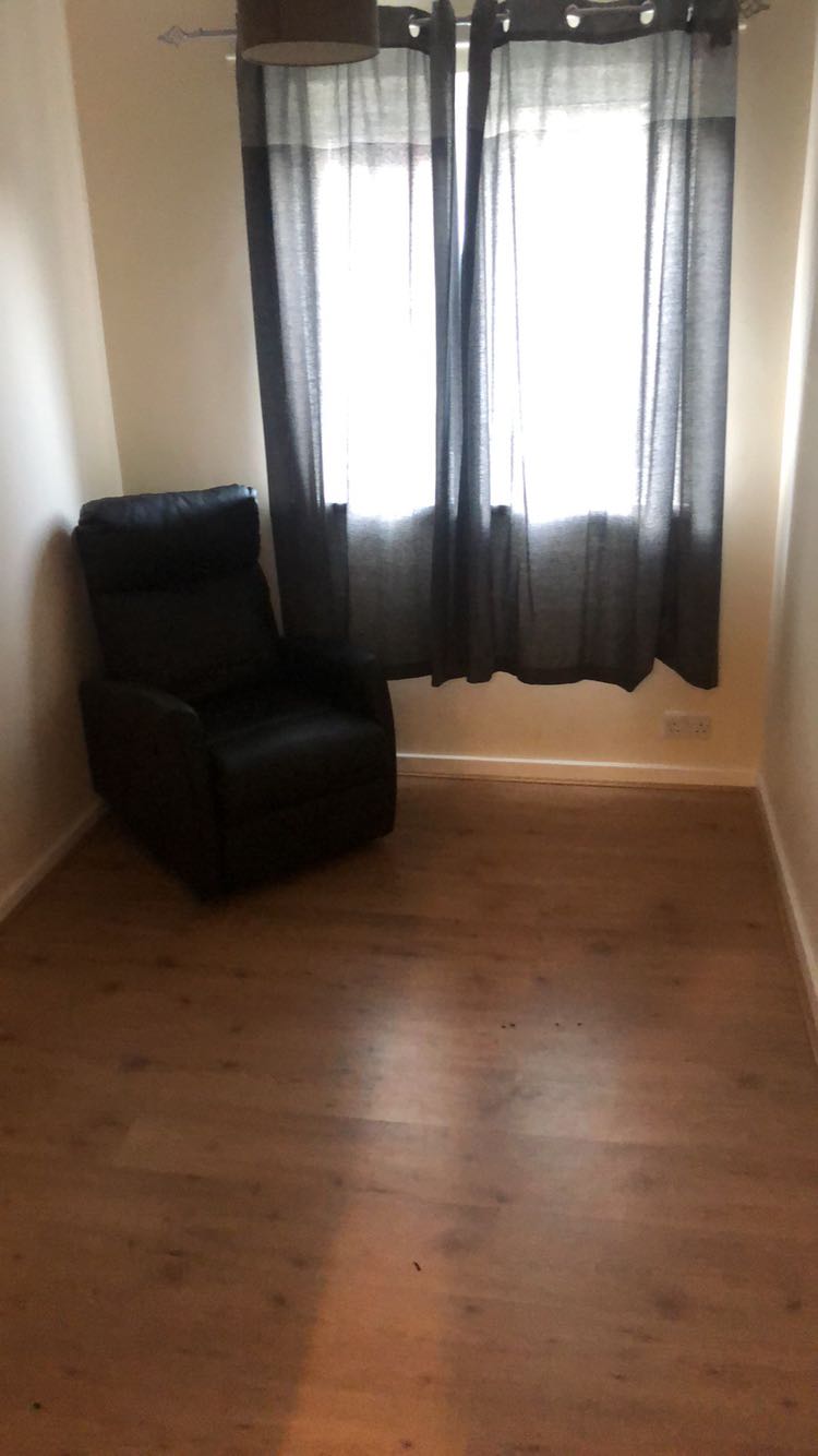 2 Rooms To Let - House Share  RoomsLocal image