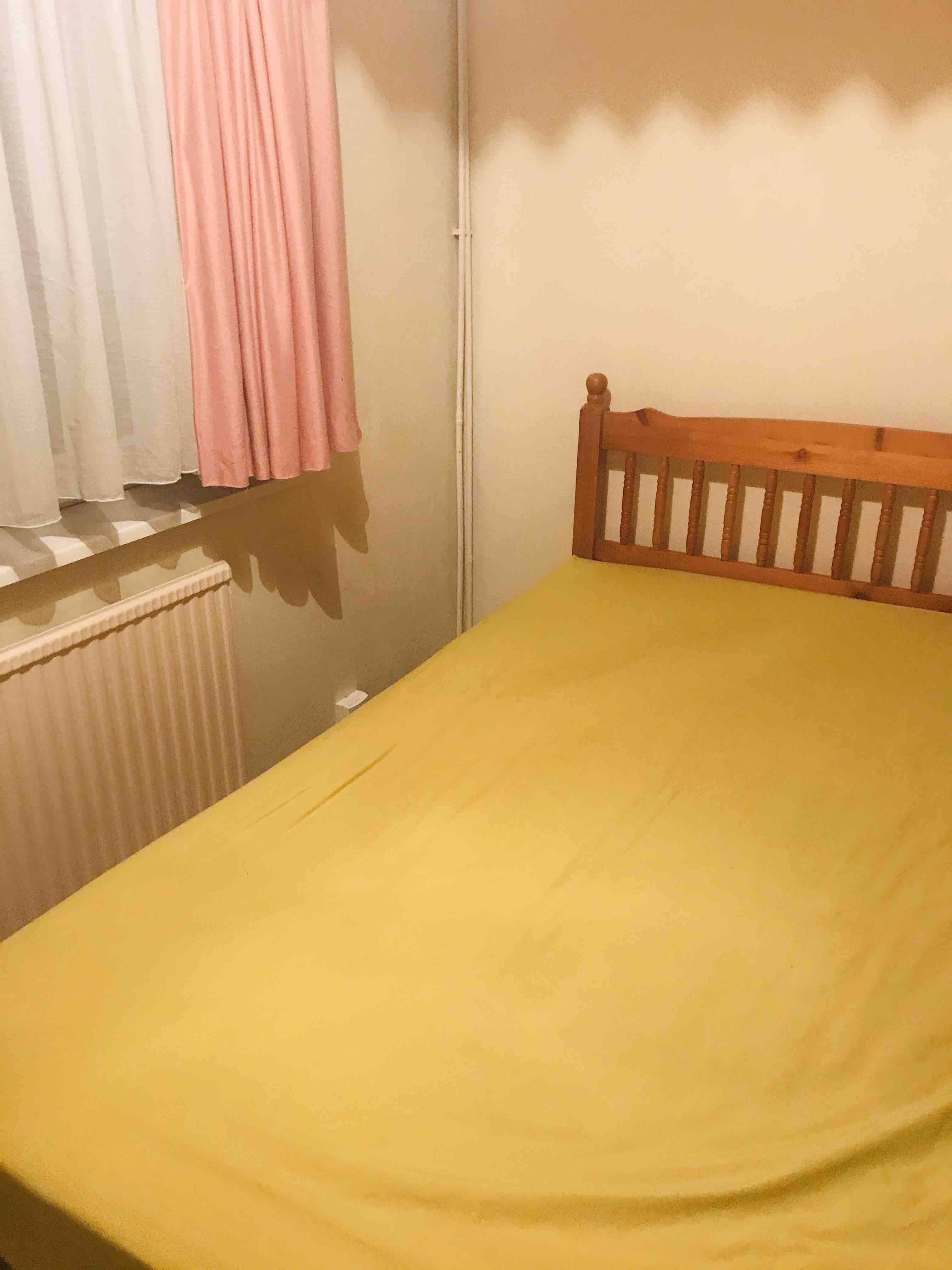 1 room in Hayes, UB35LA RoomsLocal image