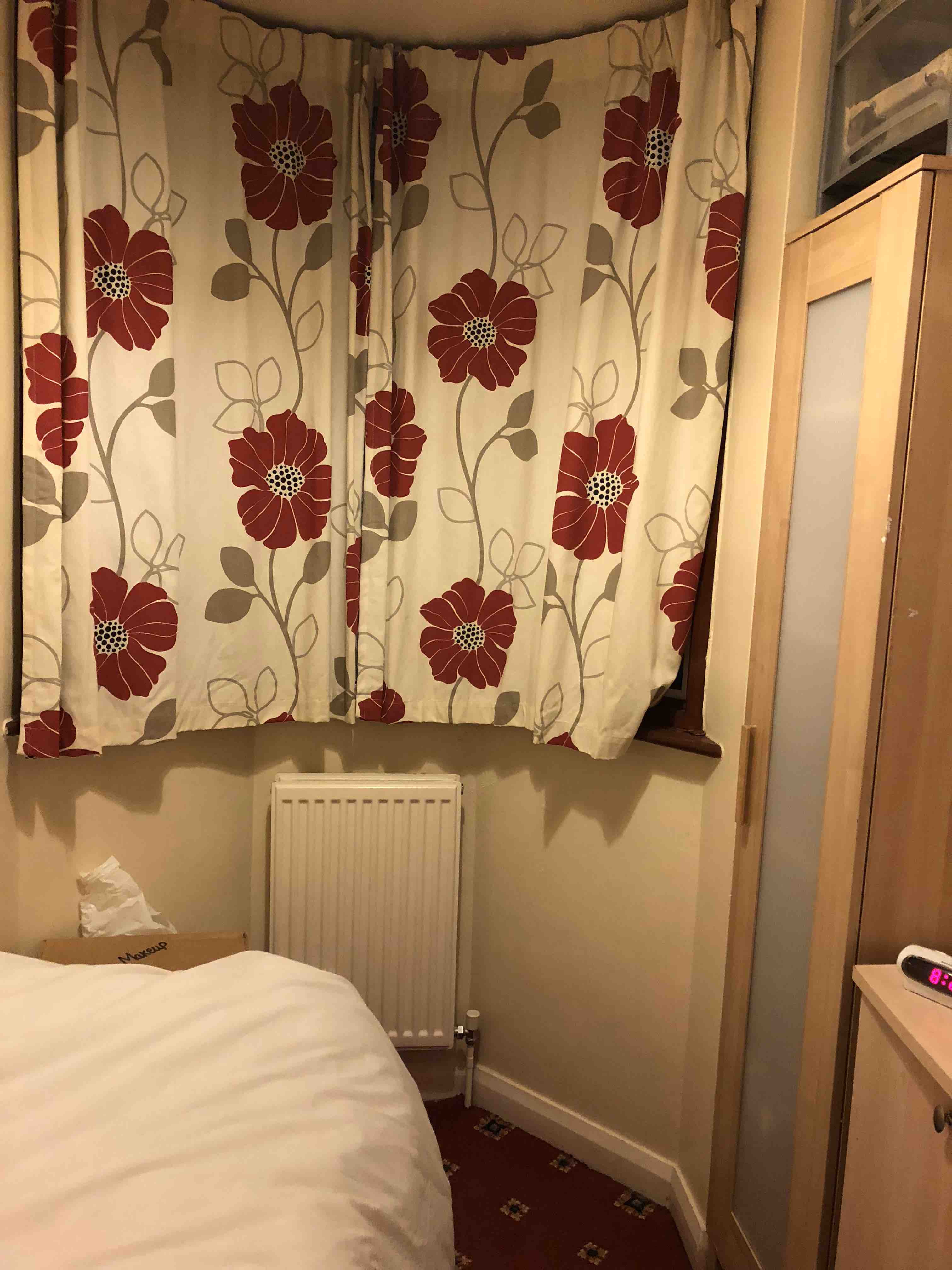 Double room to rent, London RoomsLocal image