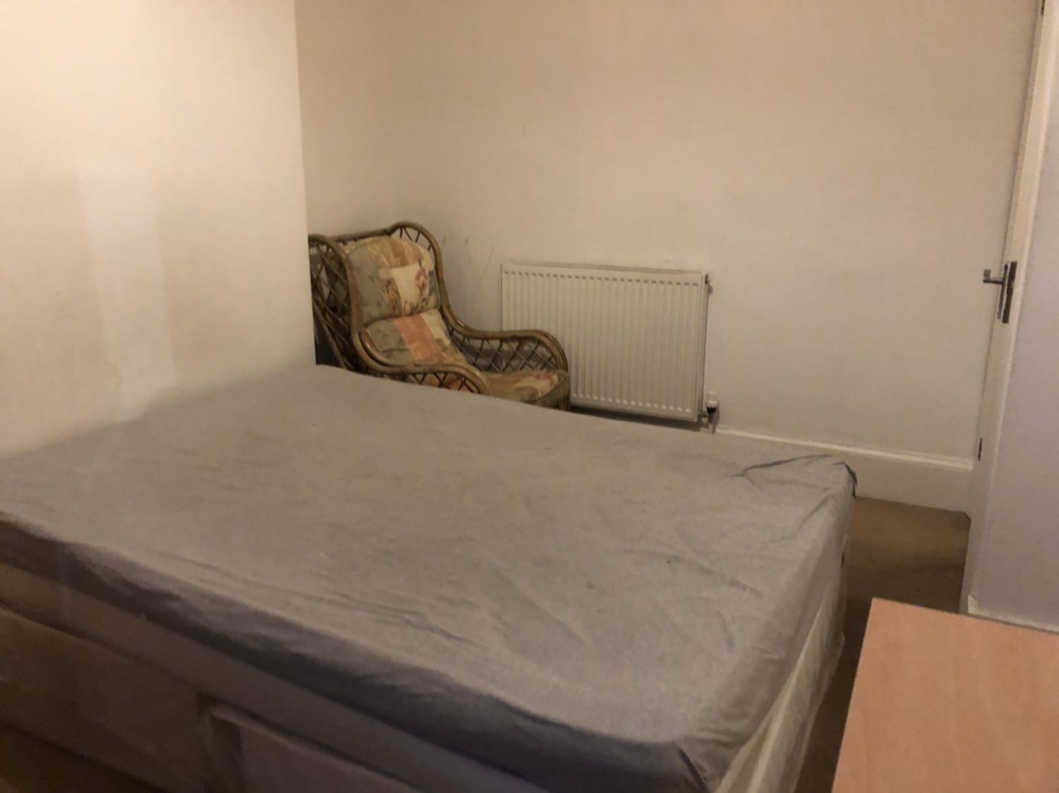 Room Availible Now!, London RoomsLocal image