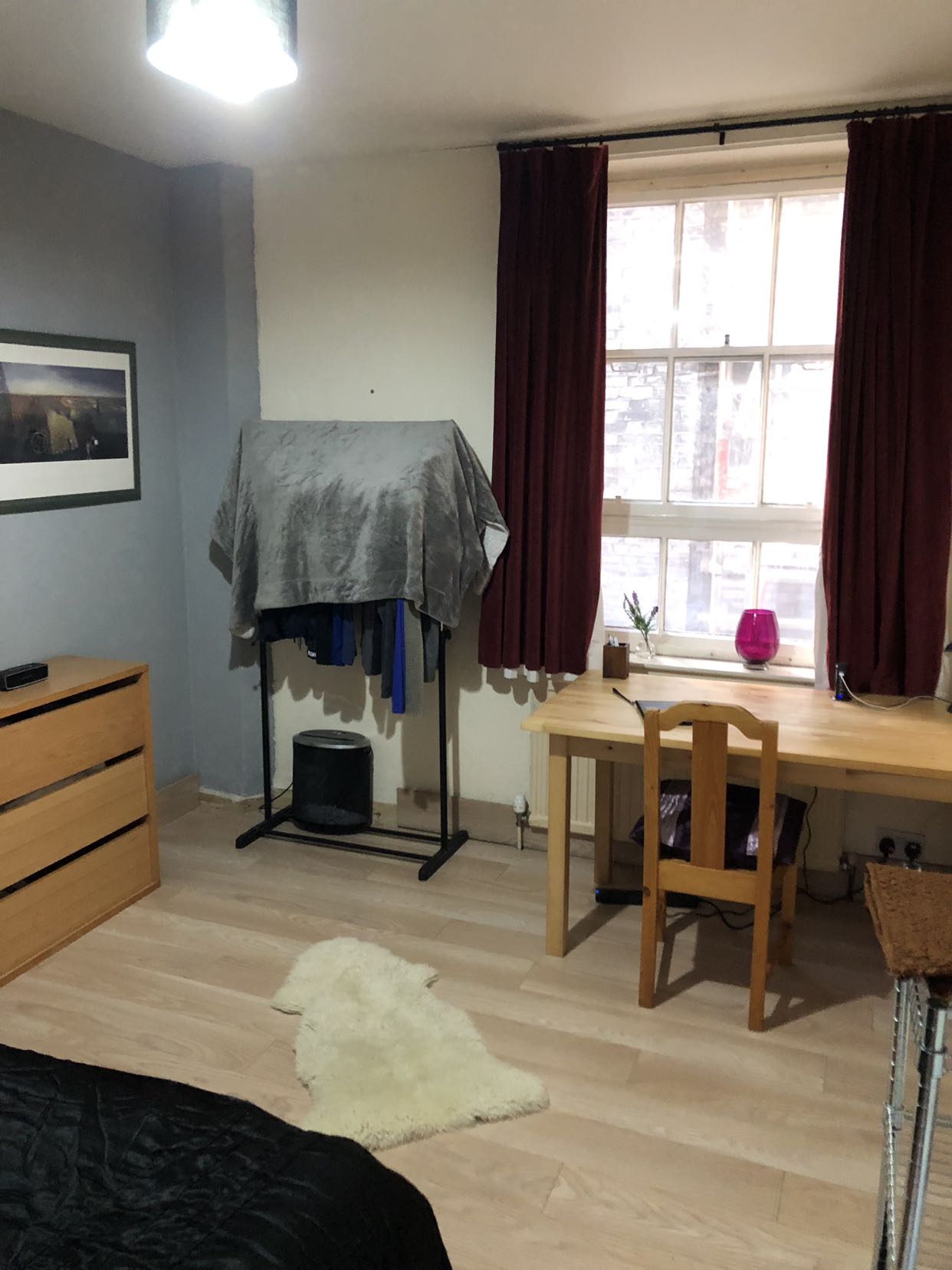 Large double Room Furnished London Victoria RoomsLocal image