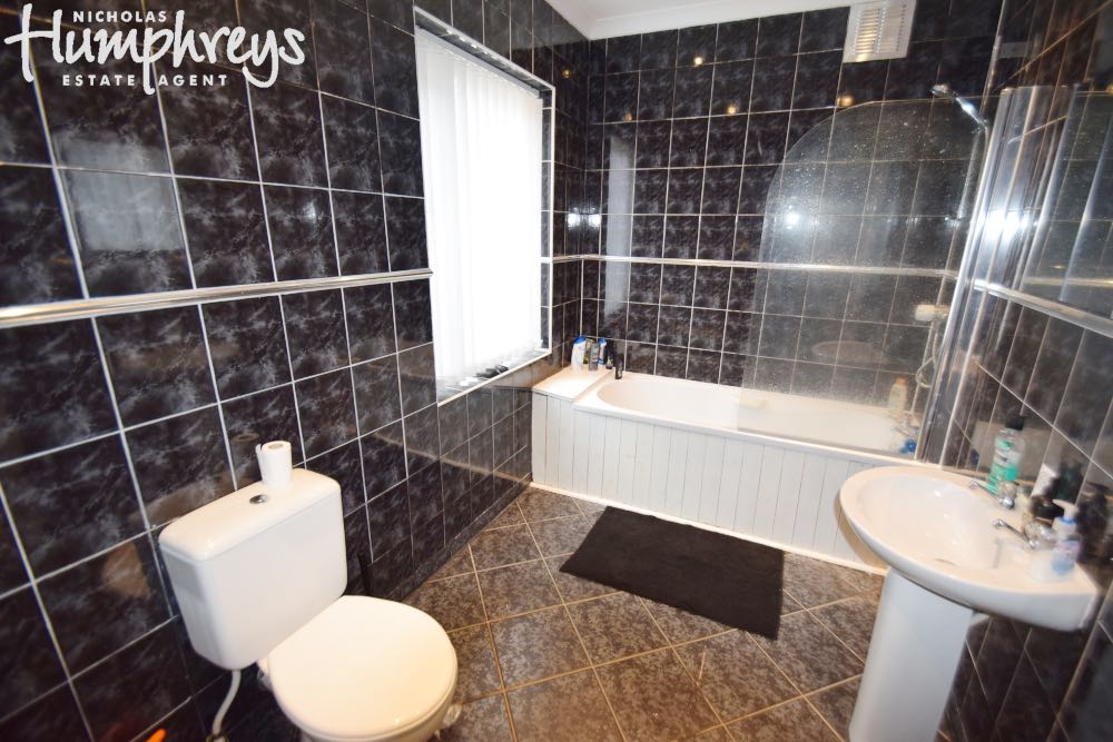  RoomsLocal image