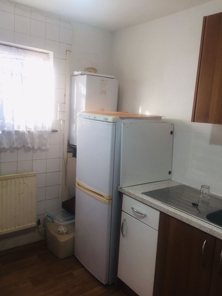 2 bedroom RoomsLocal image