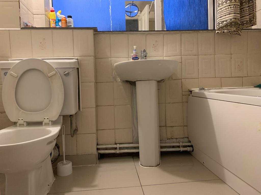 1bedroom RoomsLocal image