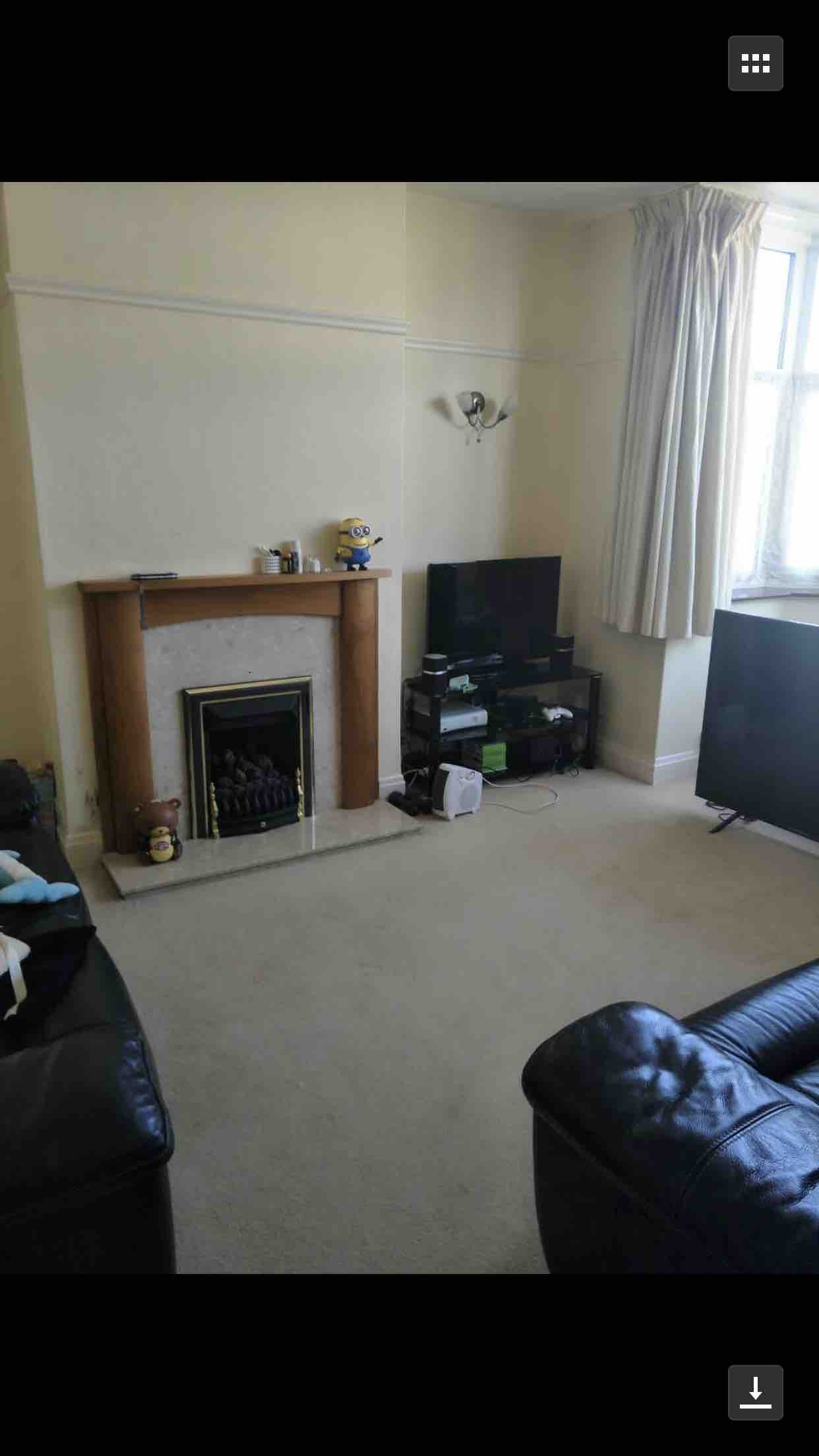 3 RoomsLocal image
