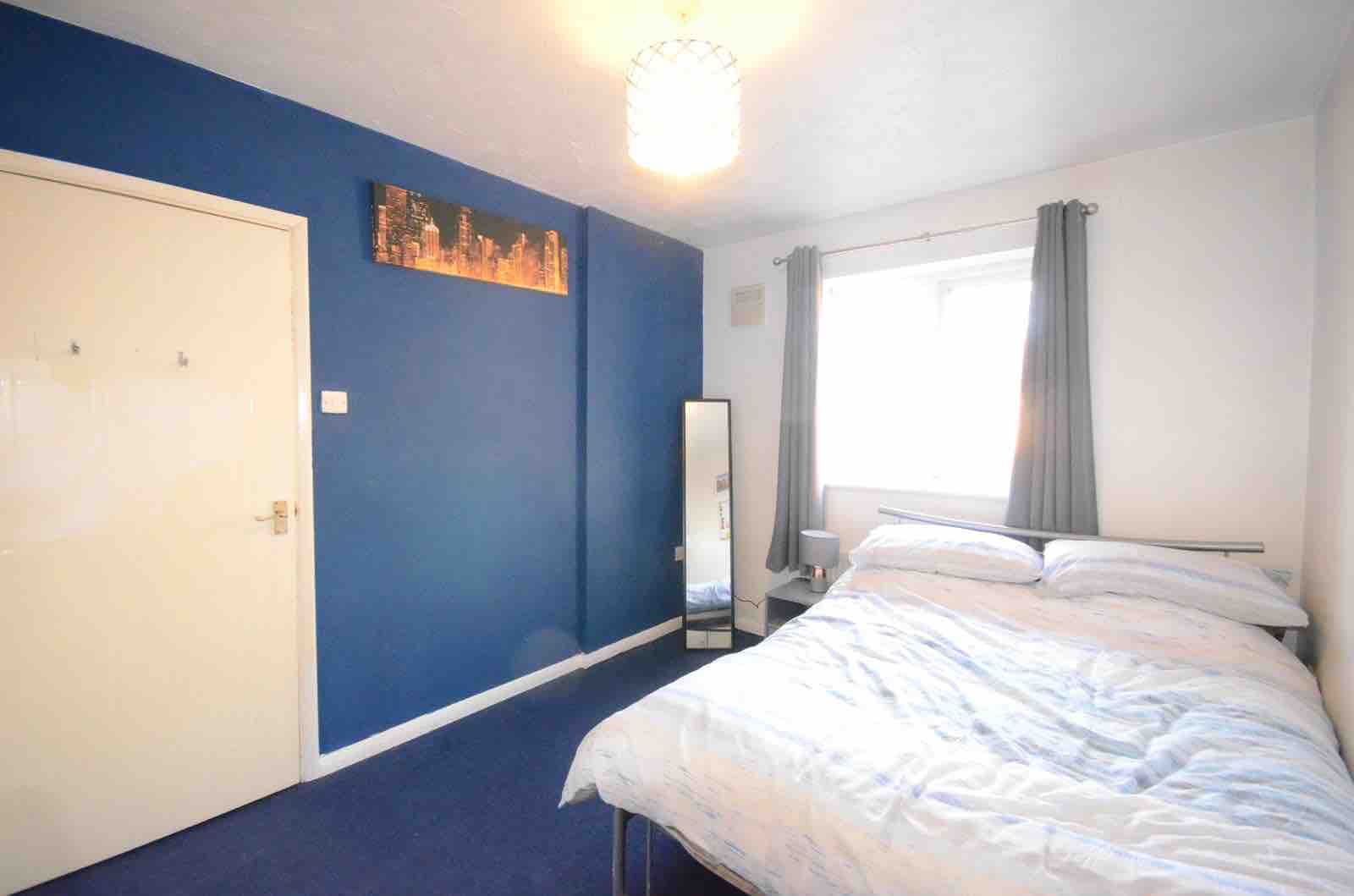 1 room in Berkshire, SL1 5UP RoomsLocal image
