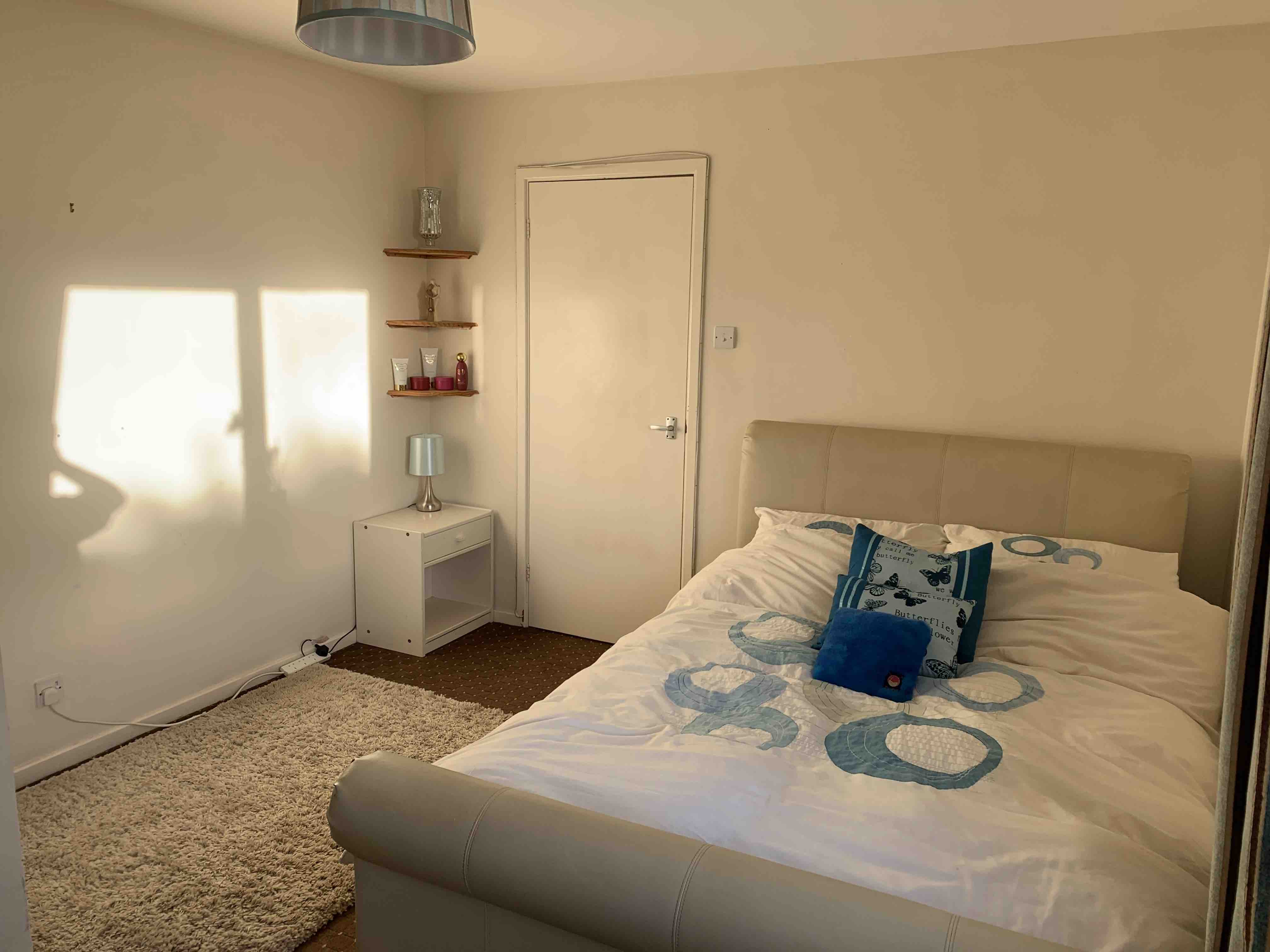  RoomsLocal image
