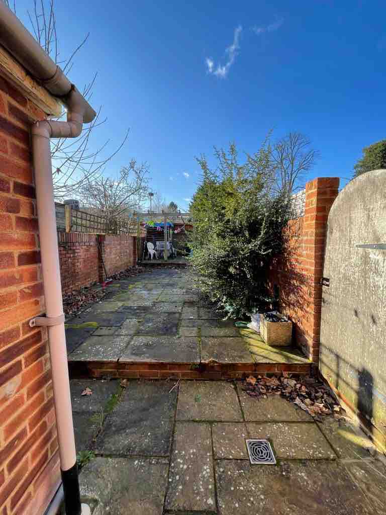 1 room in Henley-on-Thames, RG91SD RoomsLocal image