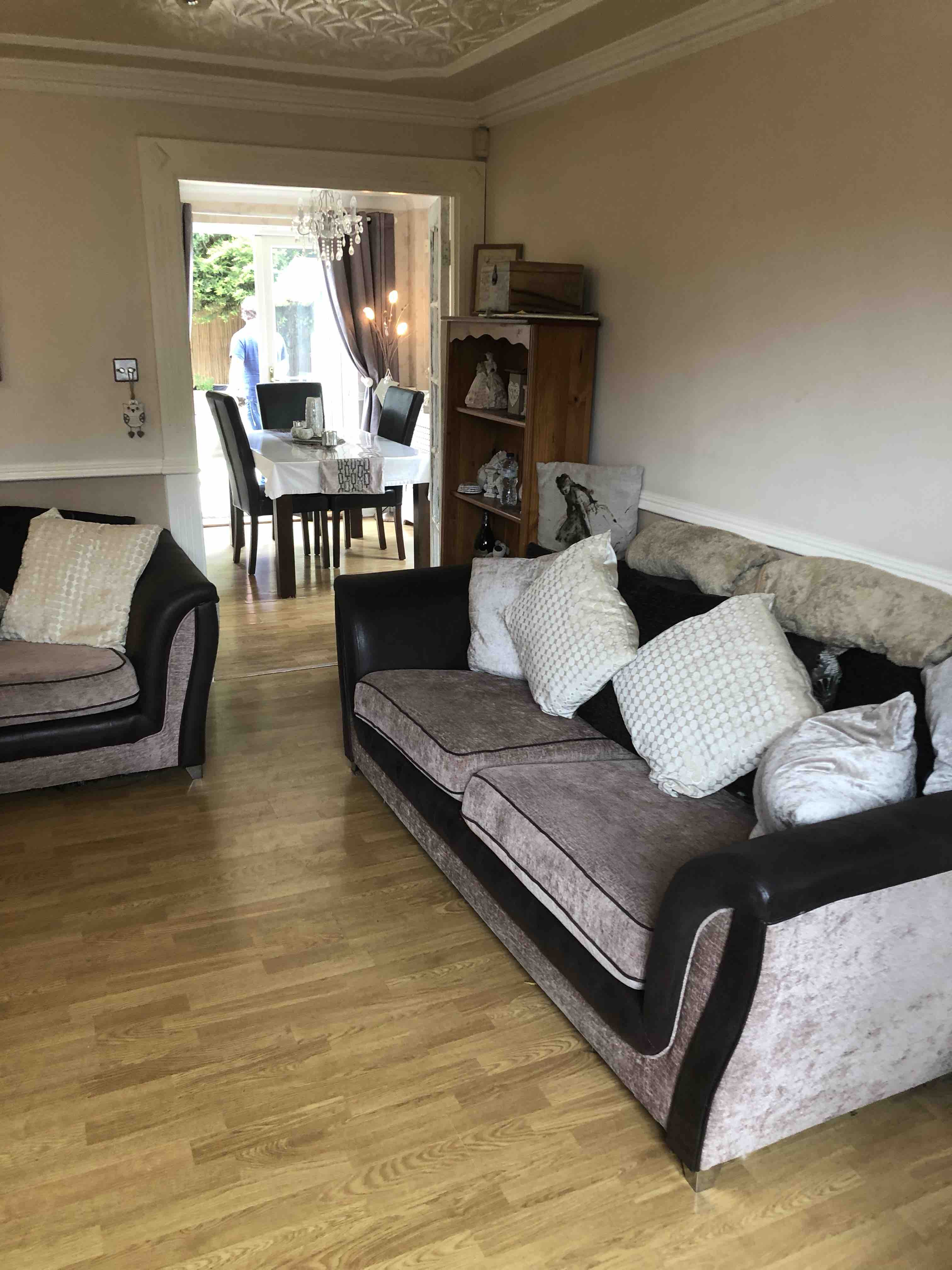 2 Double bedrooms to Let in House Share, Wolverhampton RoomsLocal image