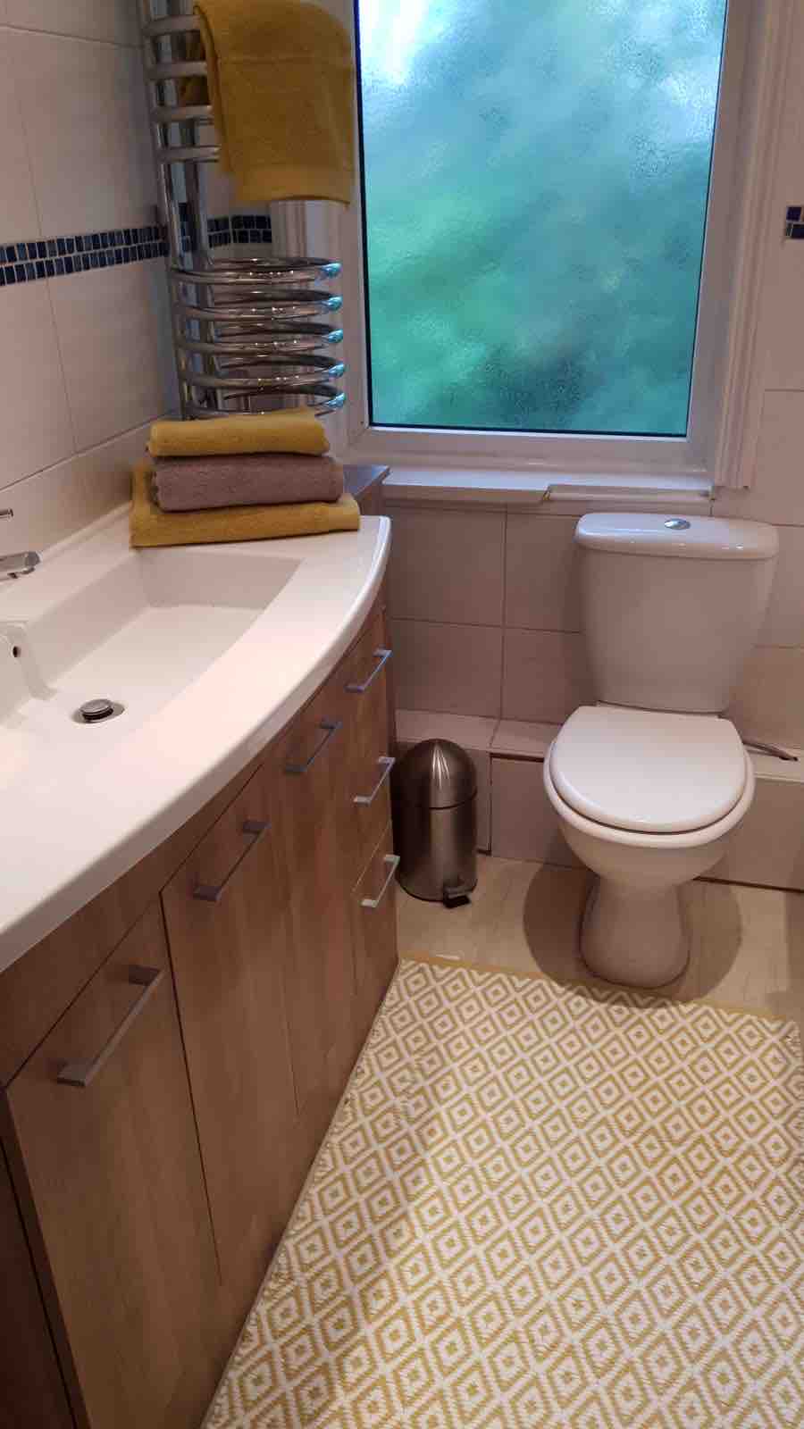 4 bedroom detached, Neston RoomsLocal image
