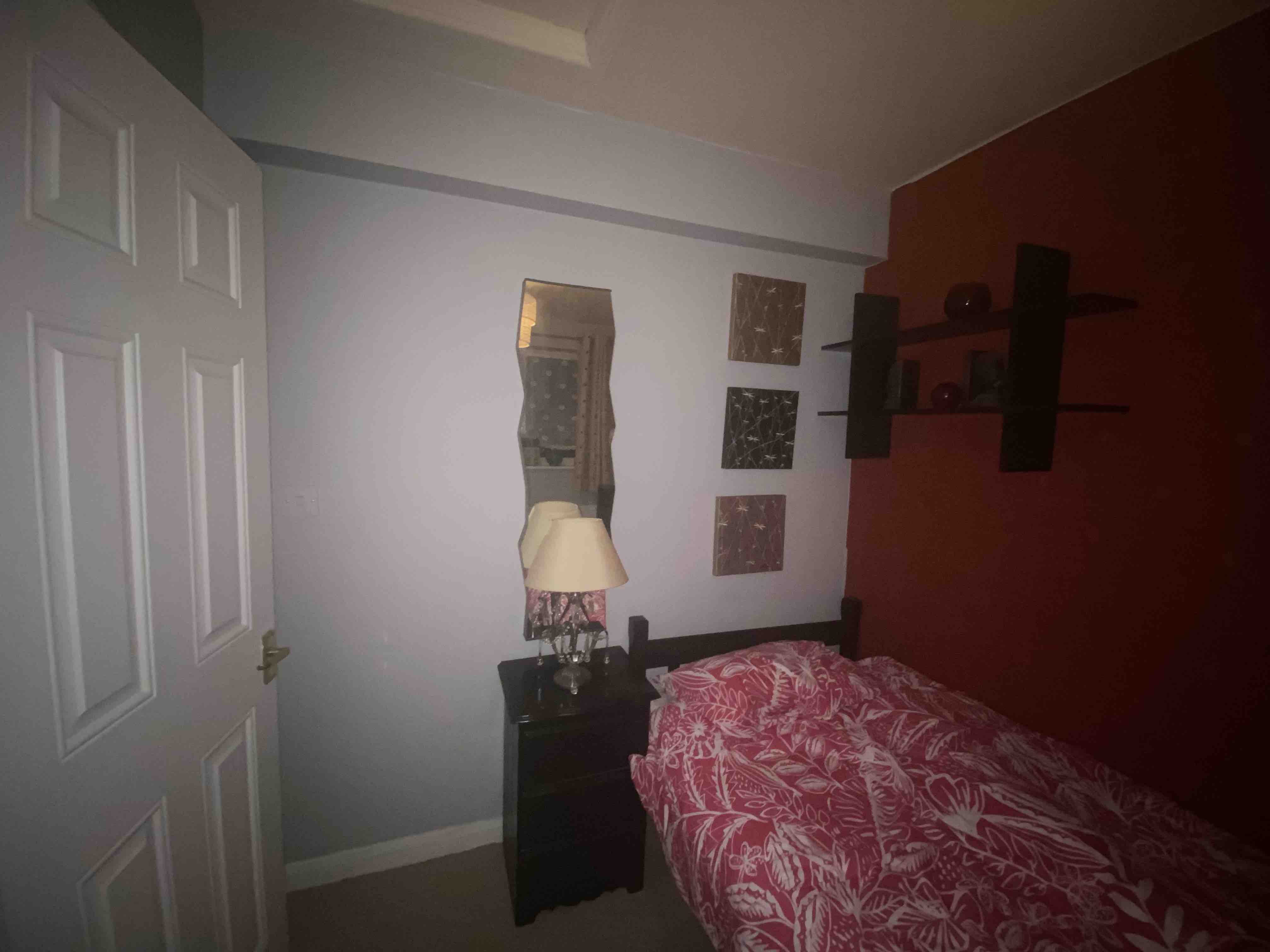 Room to Rent RoomsLocal image