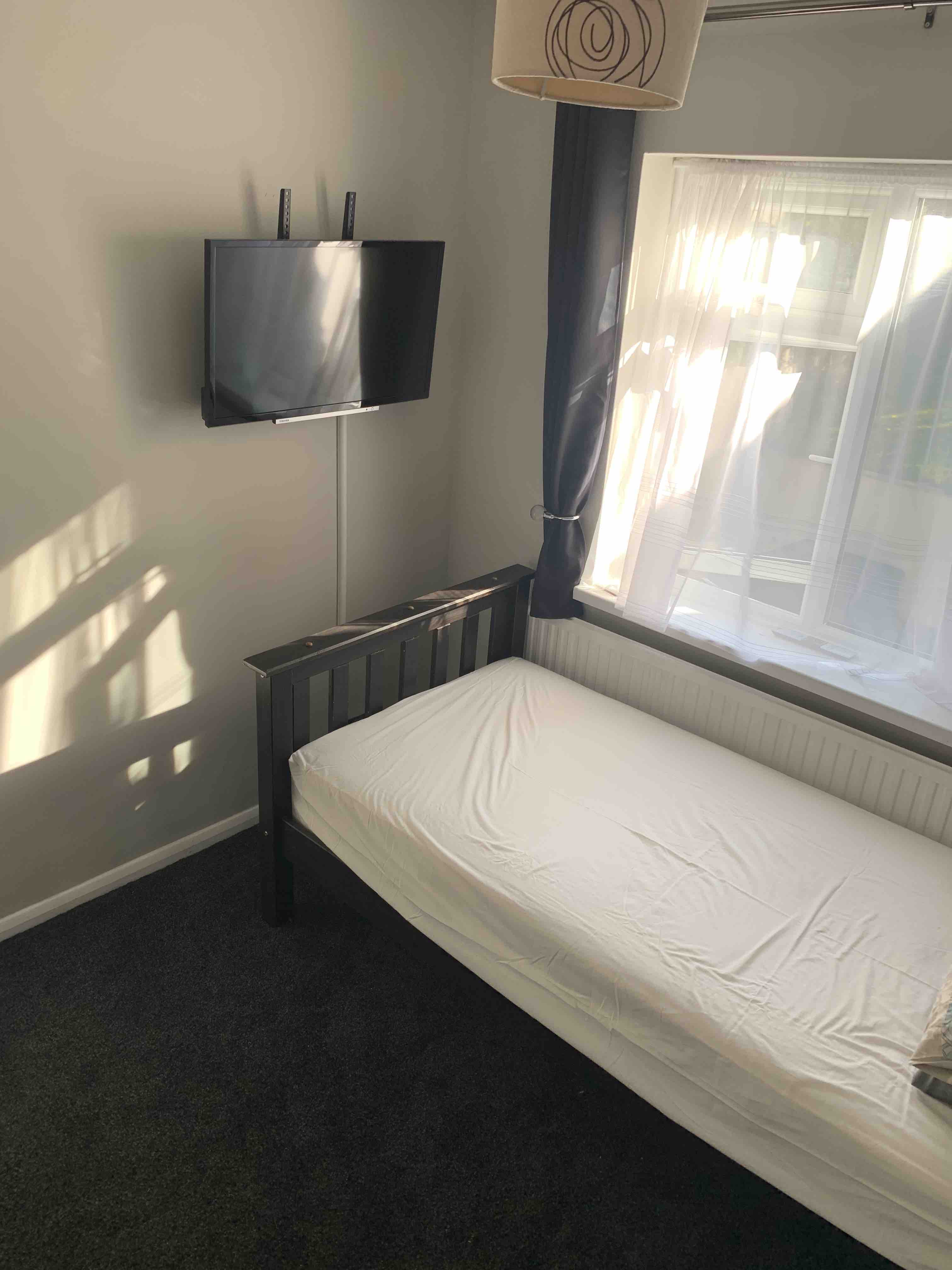  RoomsLocal image