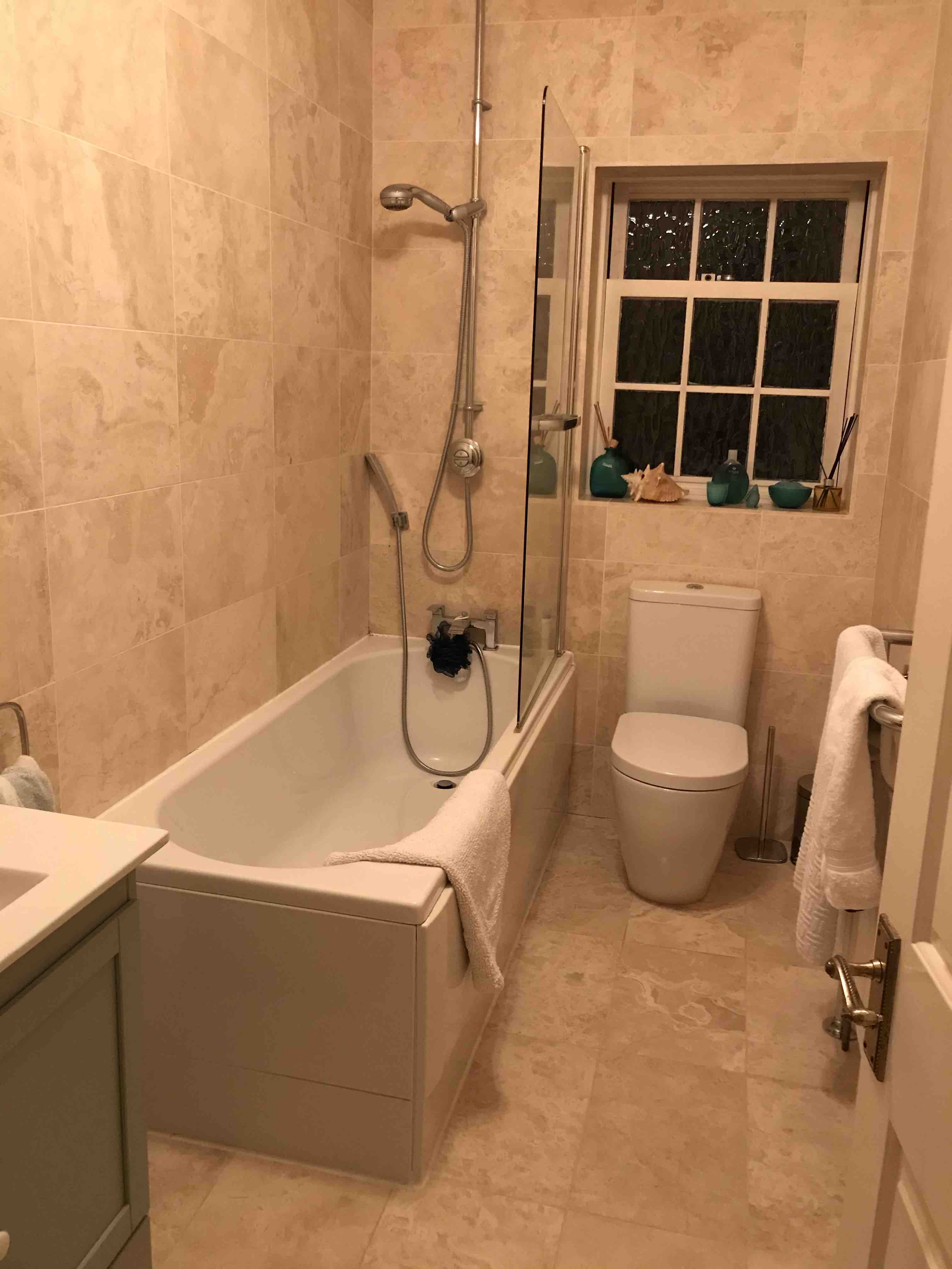 Large double room suit professional, Seer Gree RoomsLocal image