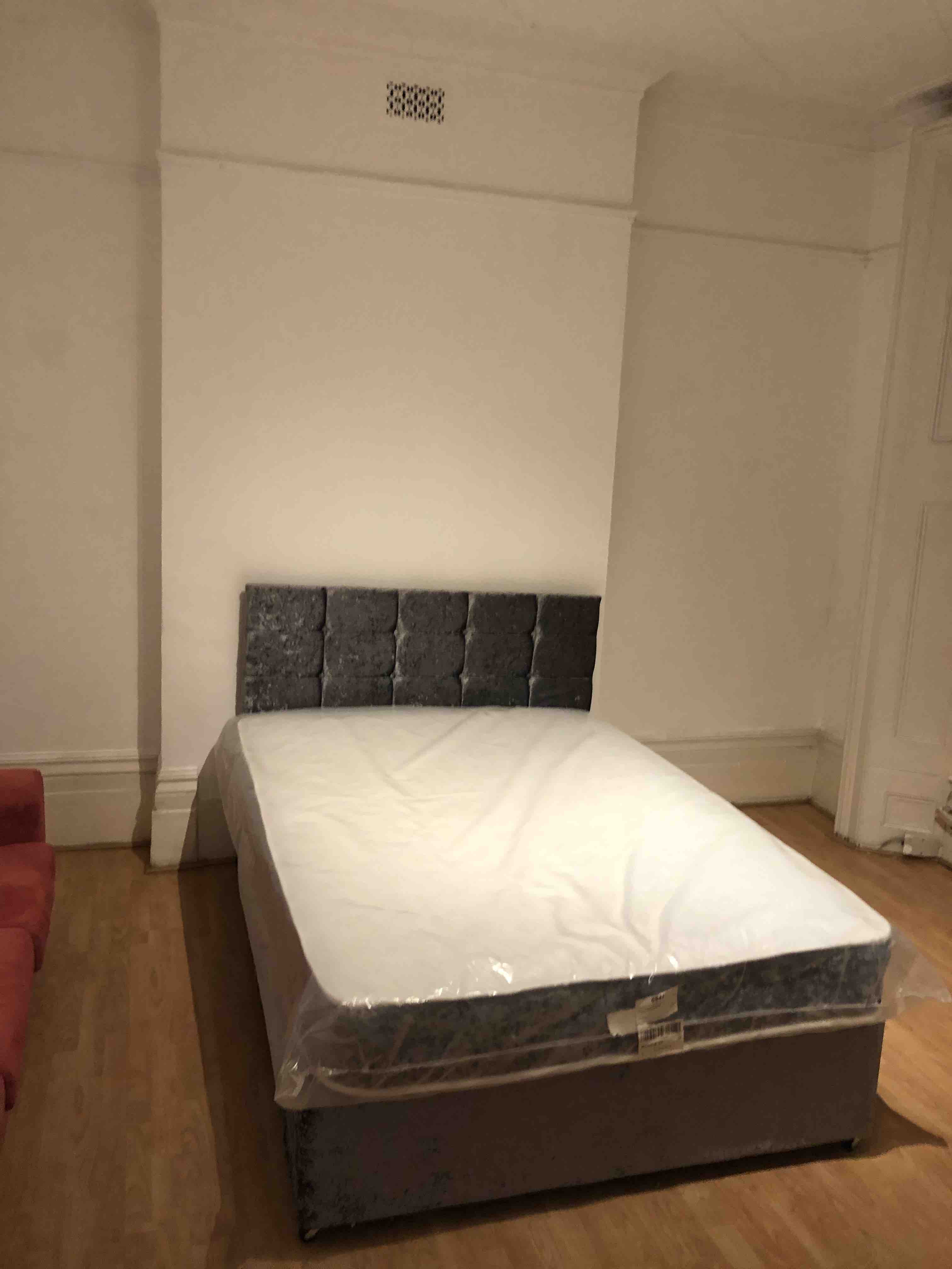  RoomsLocal image