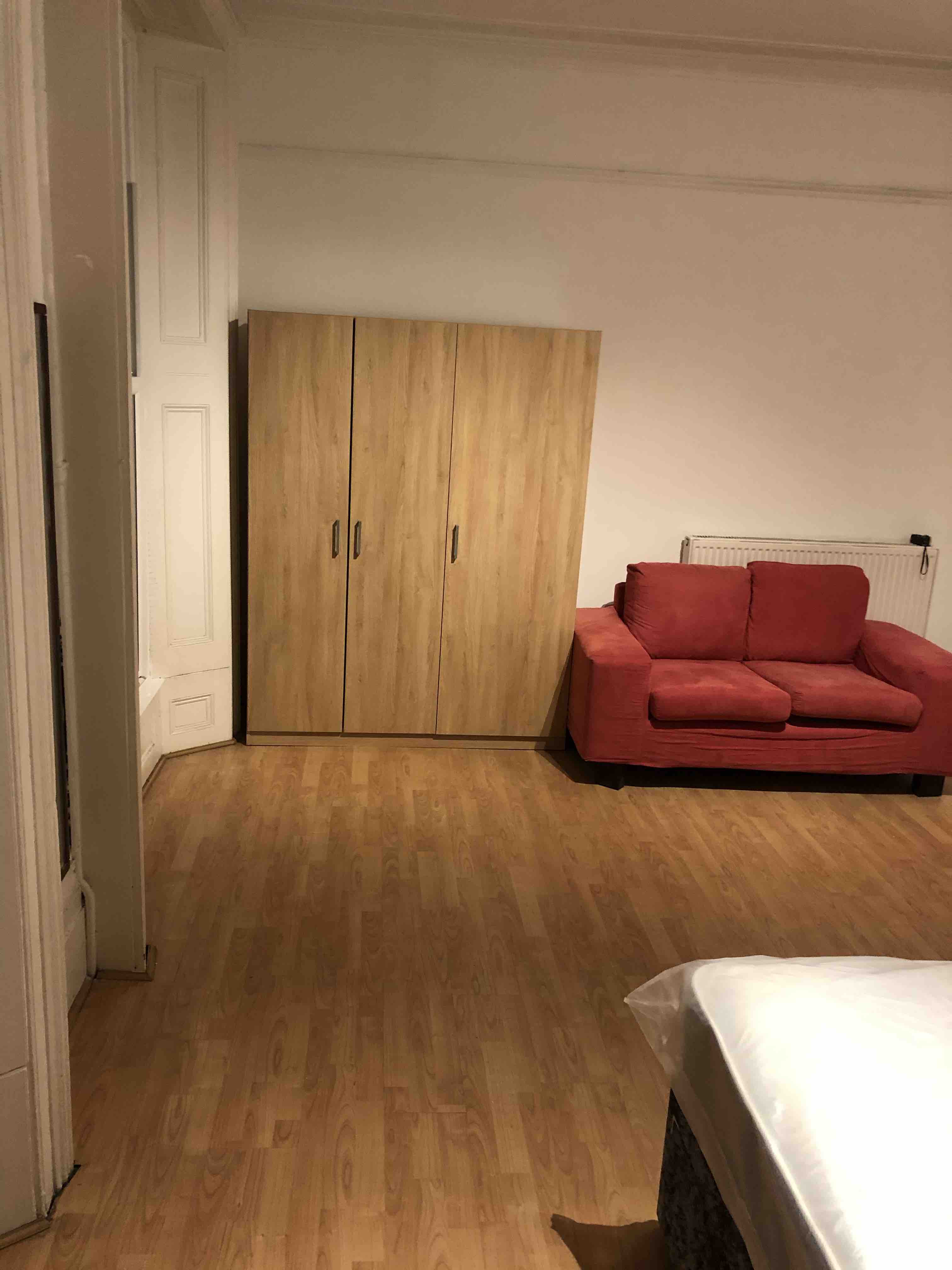  RoomsLocal image