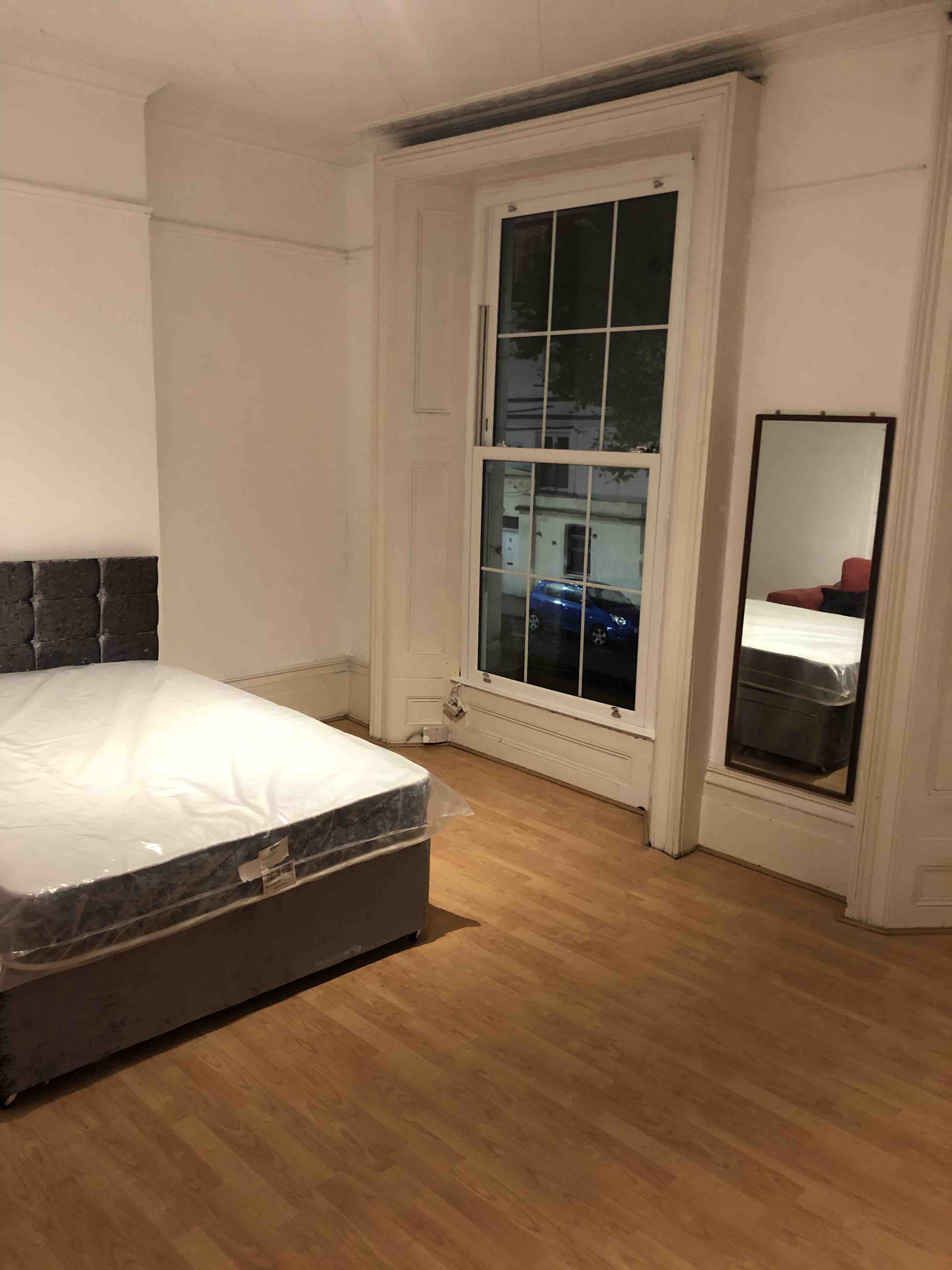  RoomsLocal image