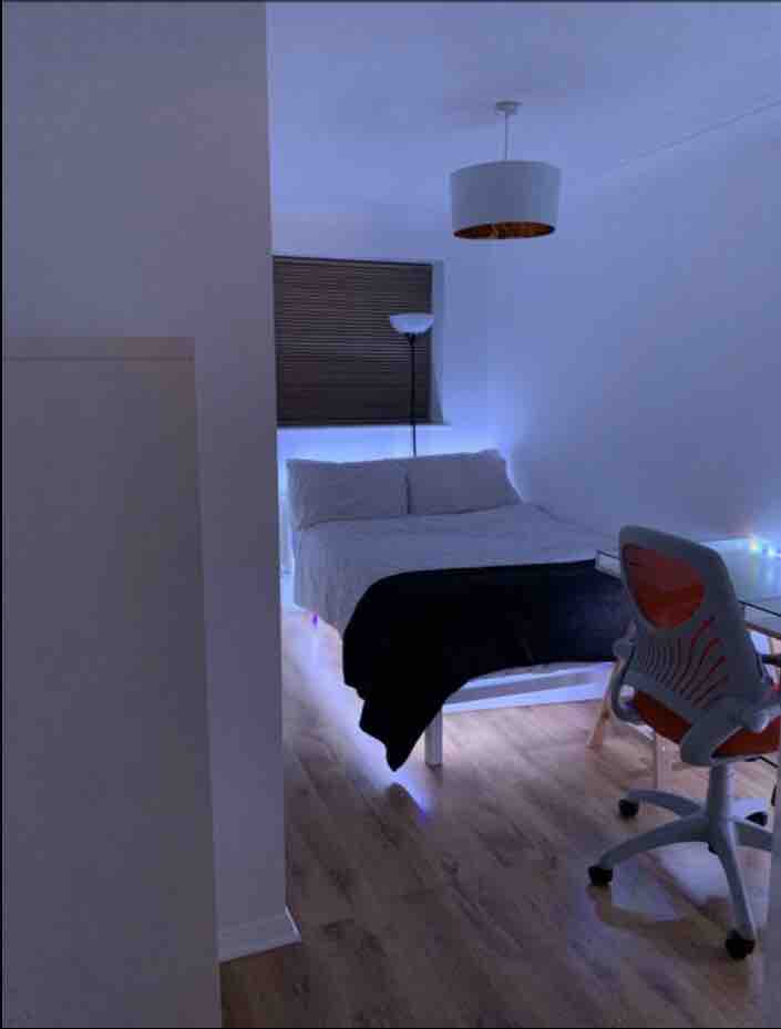 Double Room RoomsLocal image