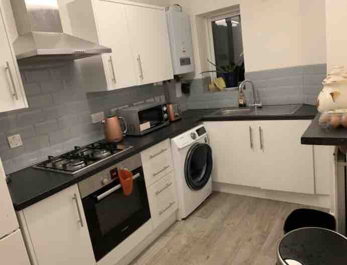 Double Room RoomsLocal image