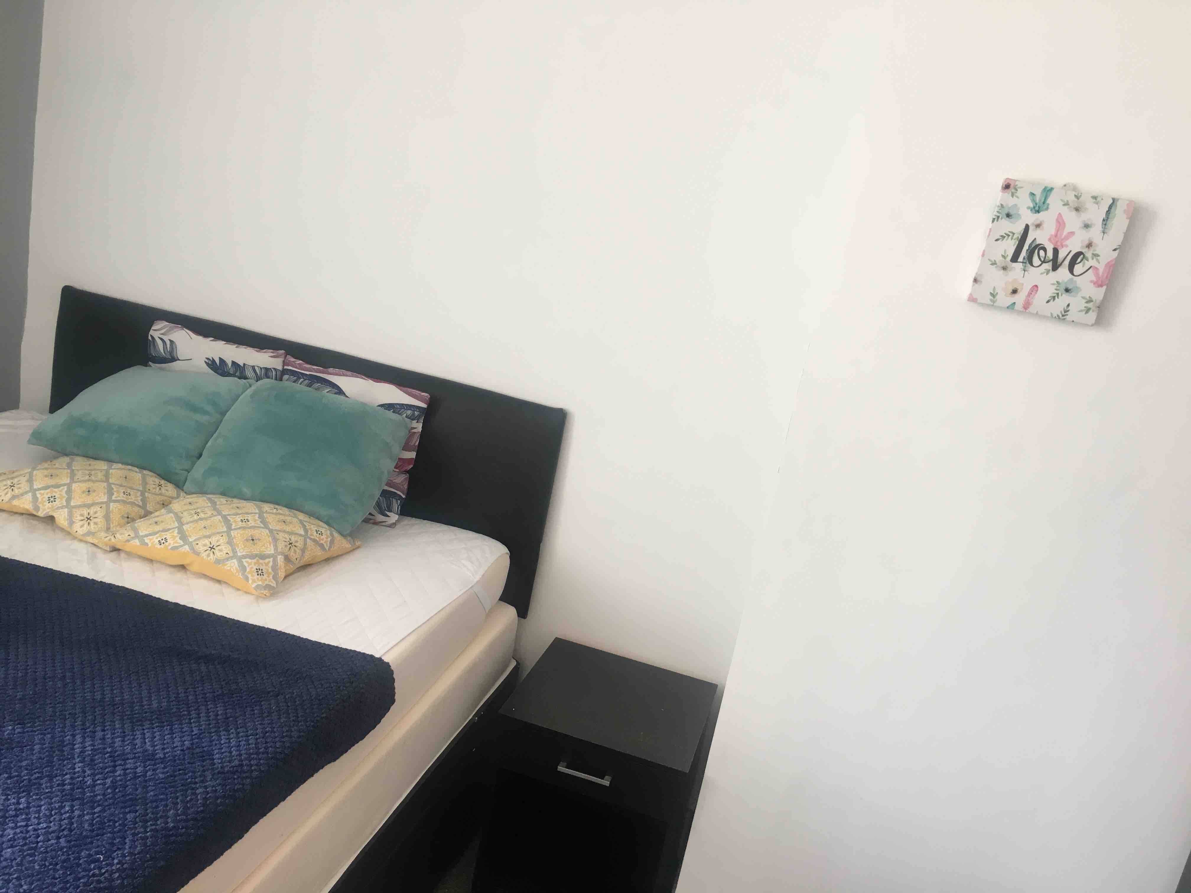  RoomsLocal image